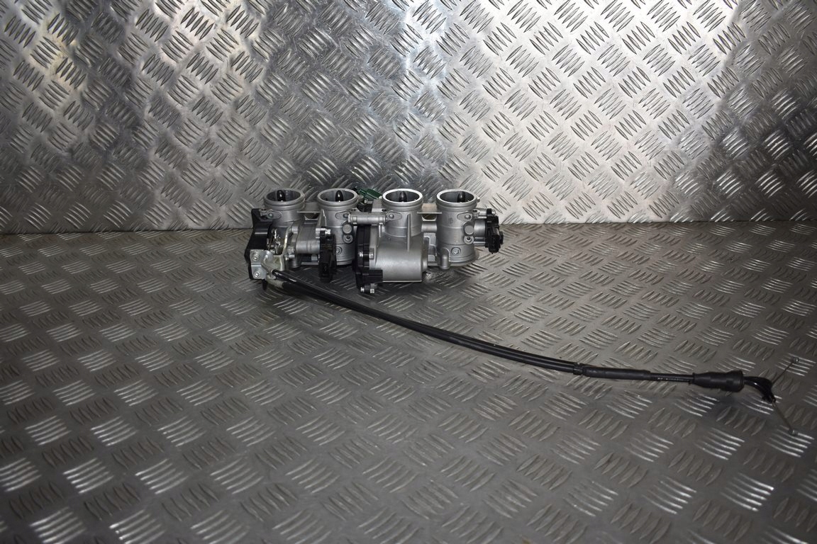 4C8-13750-00 - Дроссельная заслонка YZF-R1 RN19 07-08R