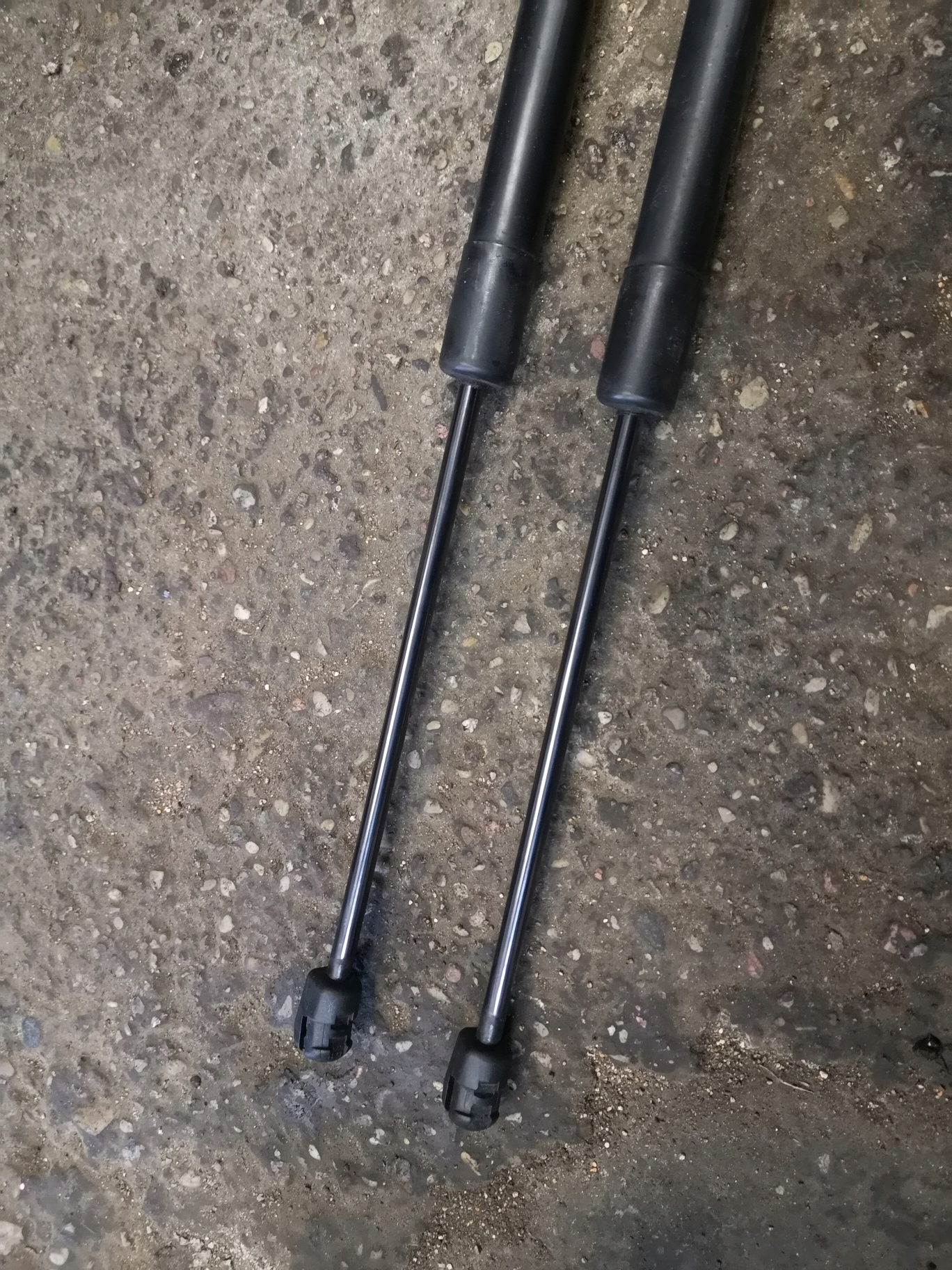 AUDI Q7 4L Dämpfer Gasfeder heckklappe 4L0827552C KPL.