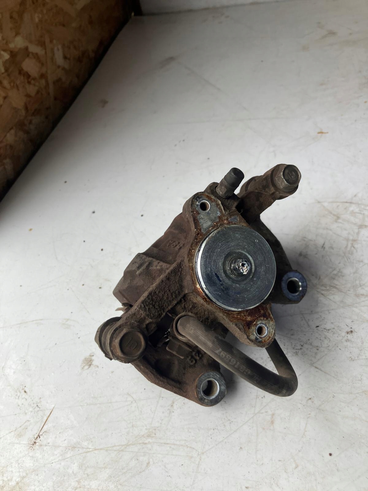 caliper brake electrical MAZDA CX5 and 2.2 D left rear part