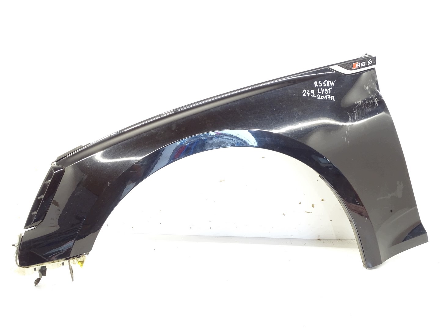 fender left front front AUDI RS5 8W LY9T