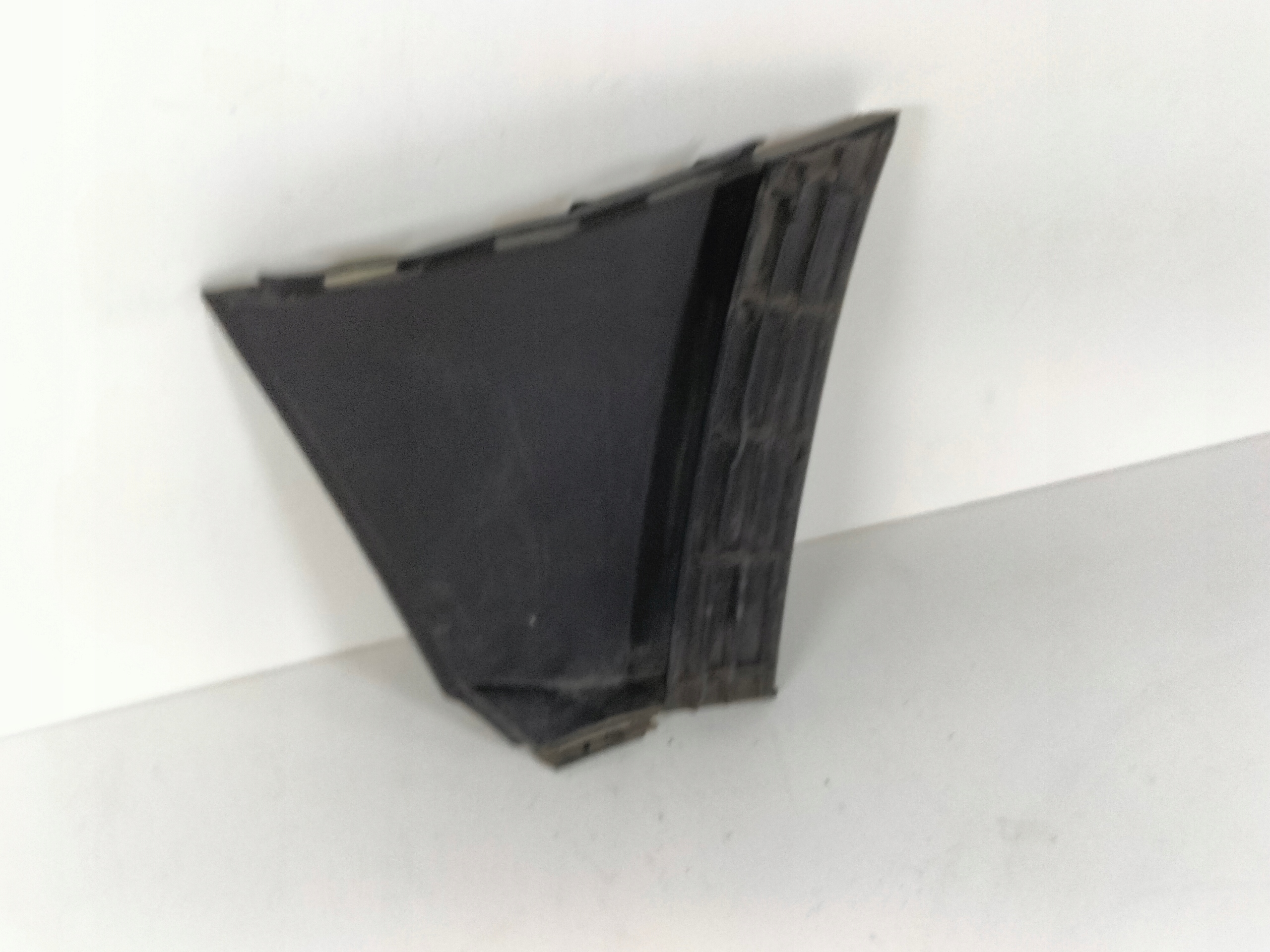 bumper bracket front left air duct air line SKODA SCALA 19