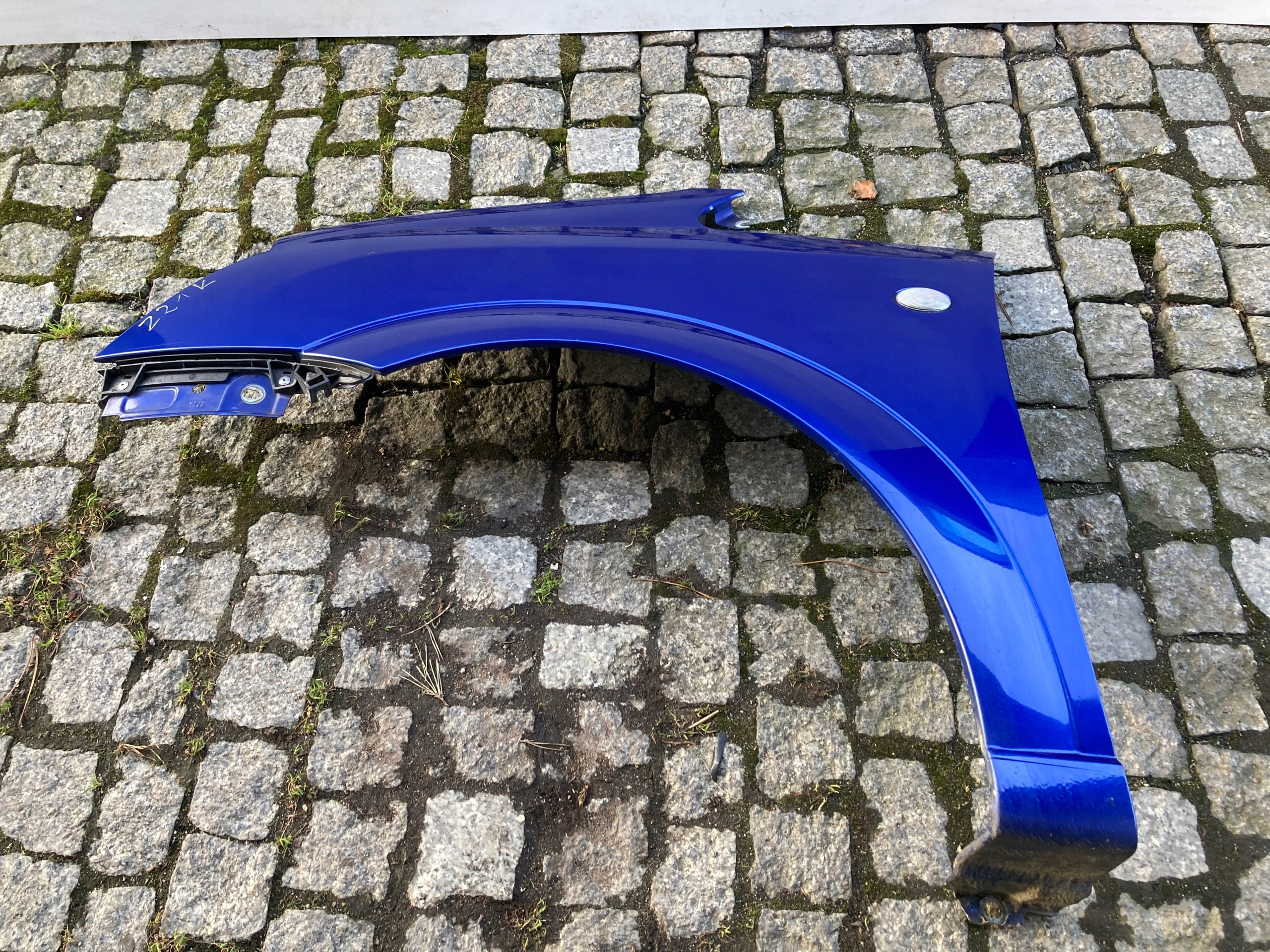 fender left front Opel MERIVA A Z21K 03-10r.