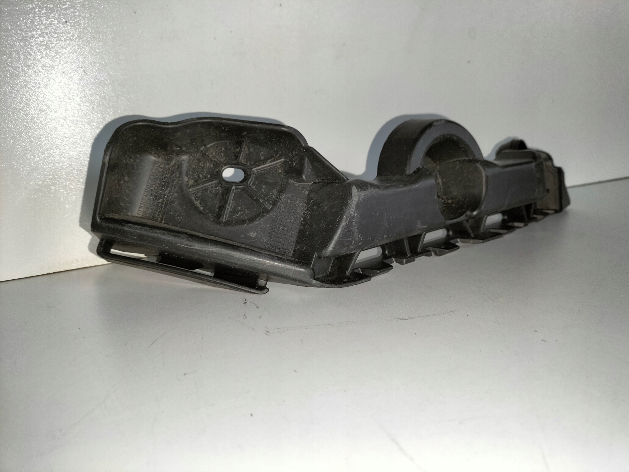 bumper bracket rear part left SKODA FABIA III LIFT 18