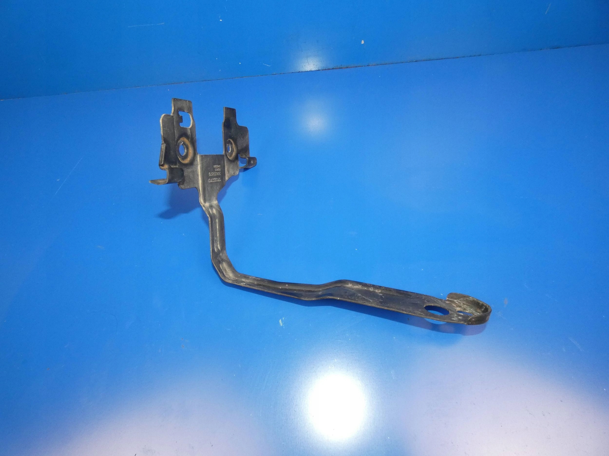 VOLVO XC90 II holder bracket console