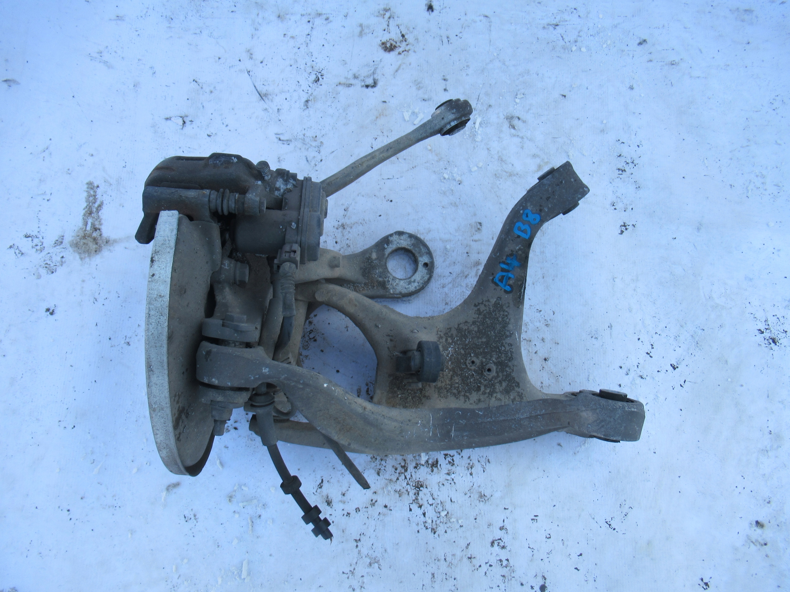 swing arm left rear AUDI A4 B8 8K0505311J
