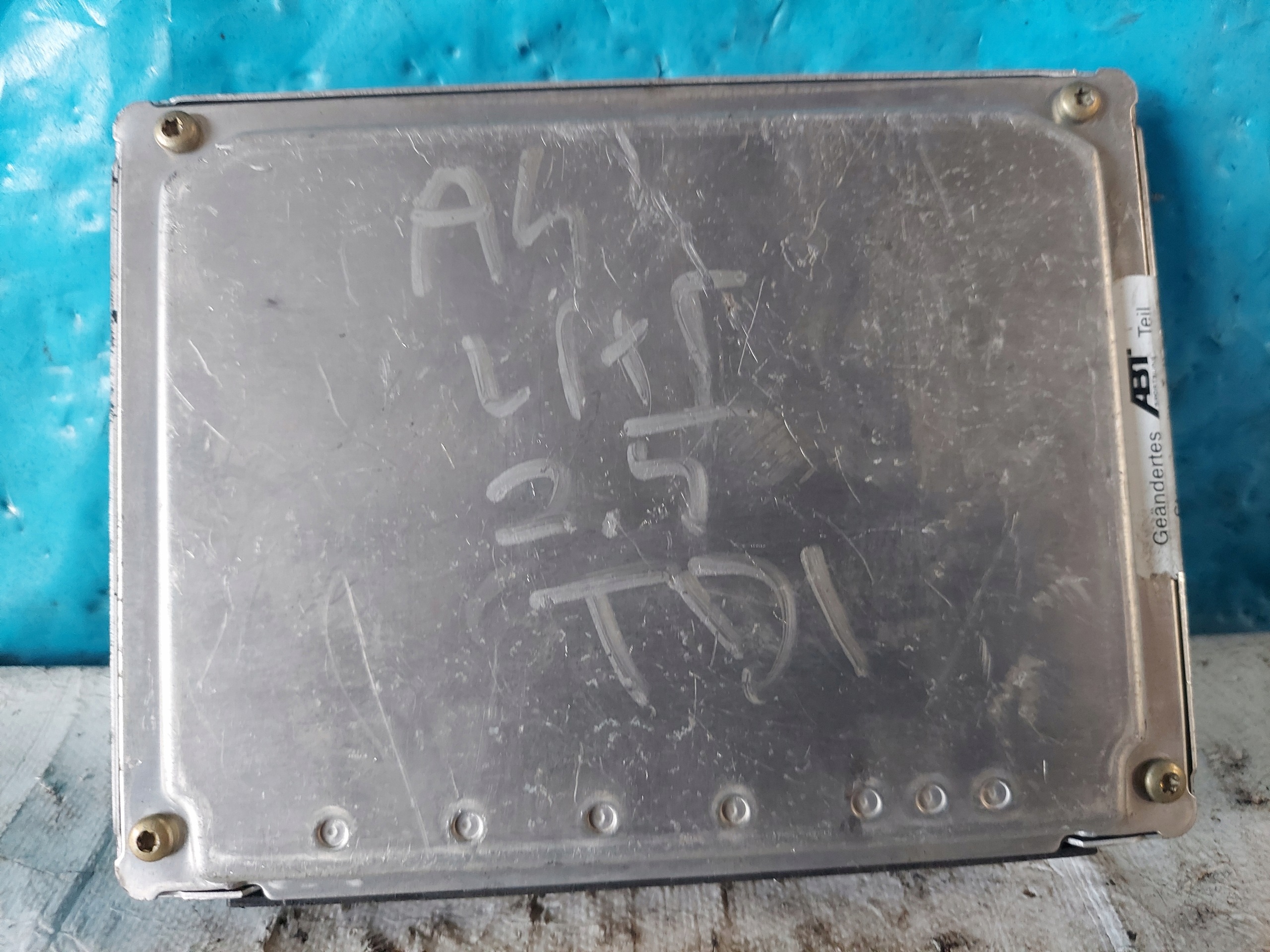 A4 B5 2.5 TDI 8D0907401P unité de commande électronique uce moteur