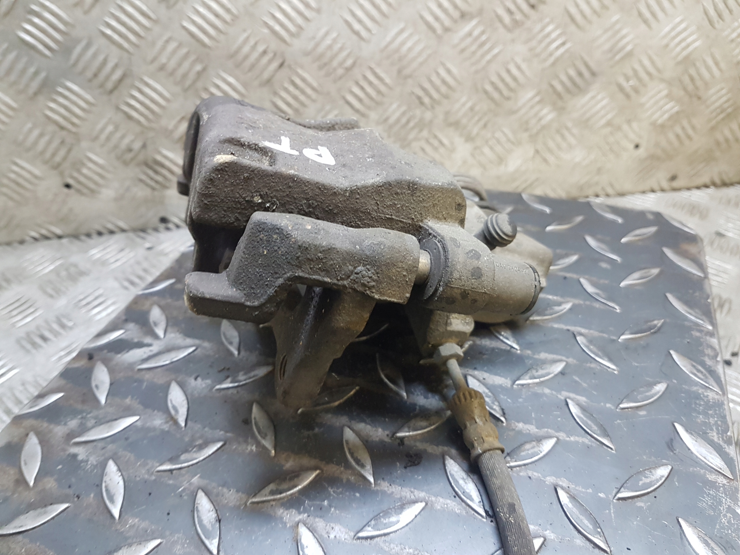 caliper brake right rear part rear CITROEN C5 III 9657281380