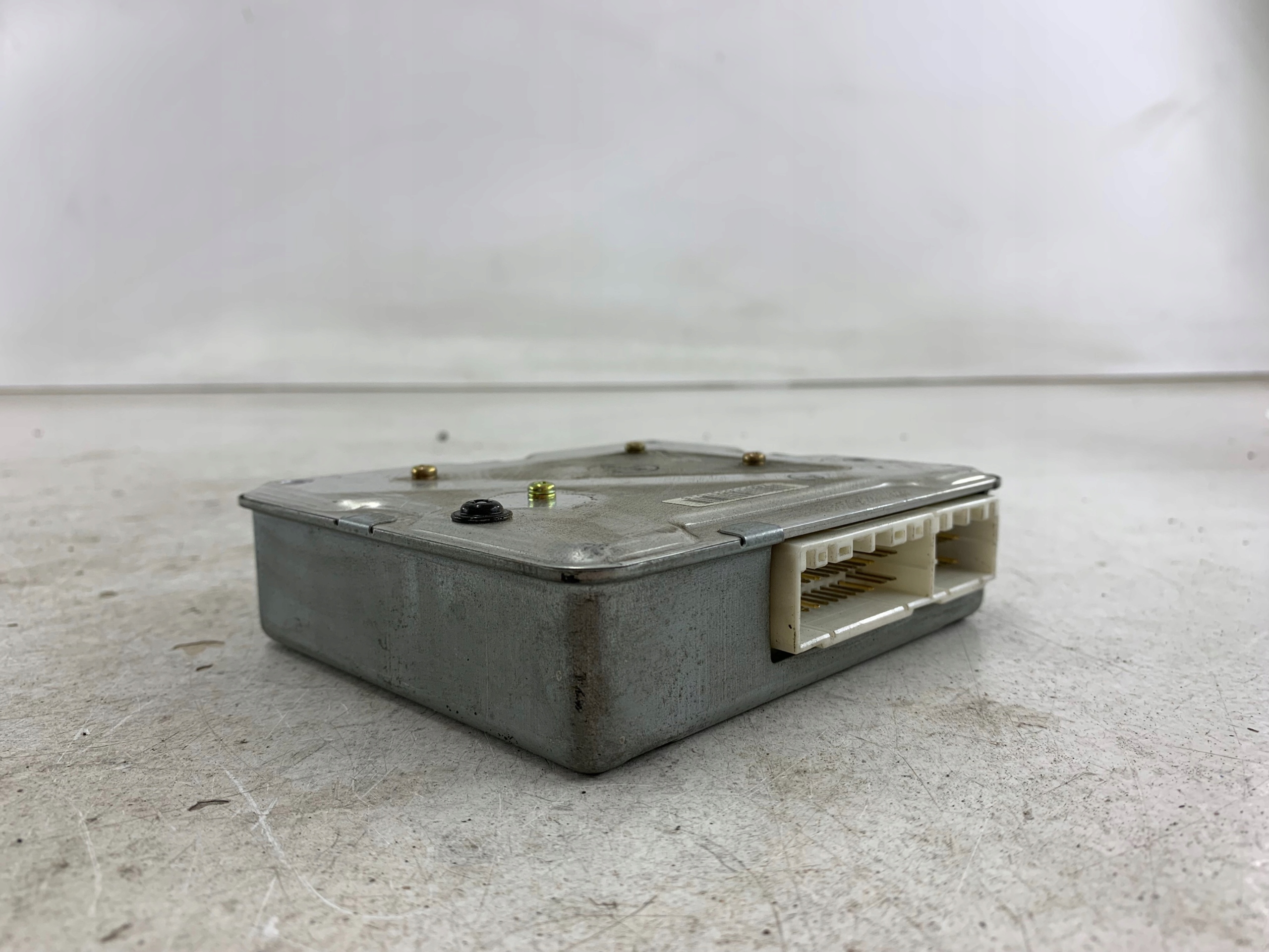 modulo Centralina ABS DAIHATSU GRAN MOVE 89541-87701