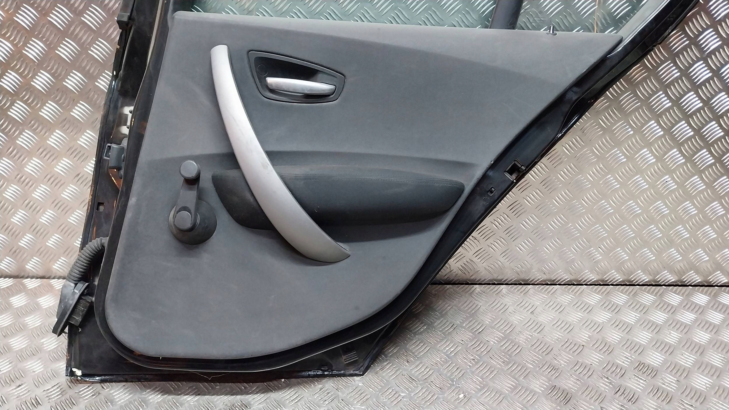 Tür heck rechts BMW 1 E87 04