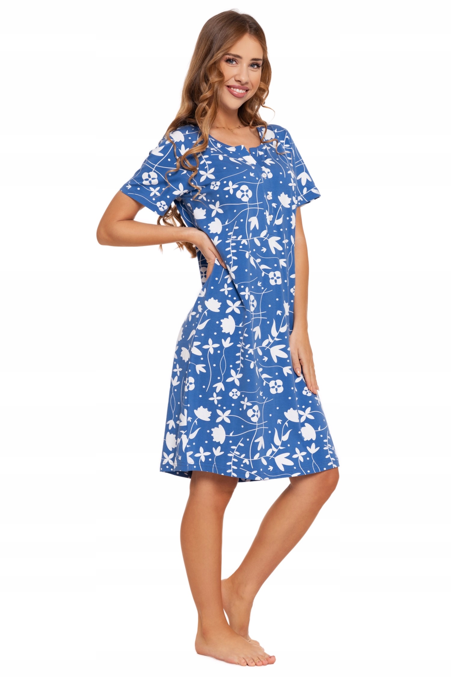 KOSZULA NOCNA DAMSKA ROZPINANA BAWEŁNIANA W KWIATY KRÓTKI RĘKAW MORAJ R.S Marka Moraj