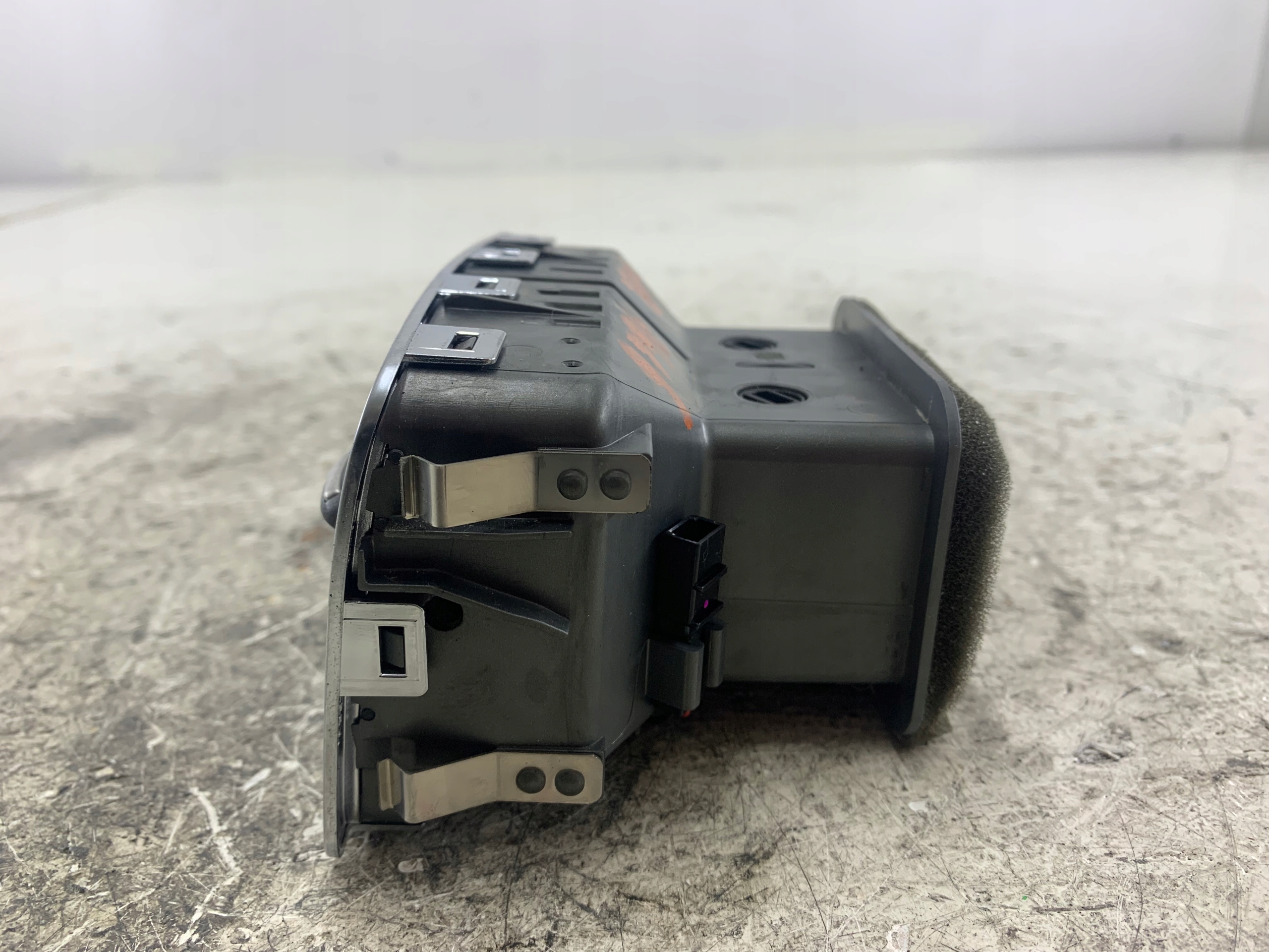 AUDI A6 C6 Lüftungsgitter des lüfters heck