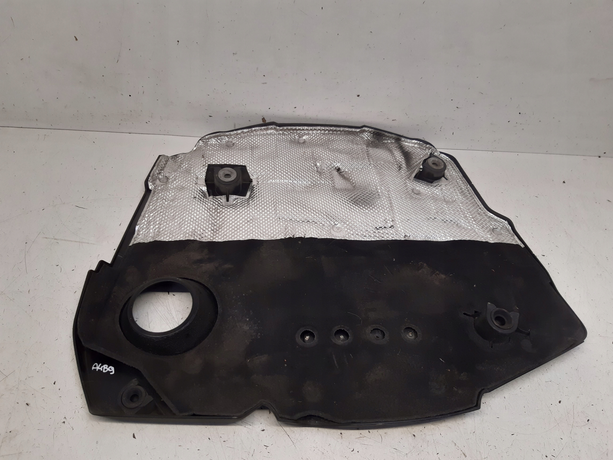 engine housing cover 059103925CF Audi A4 B9