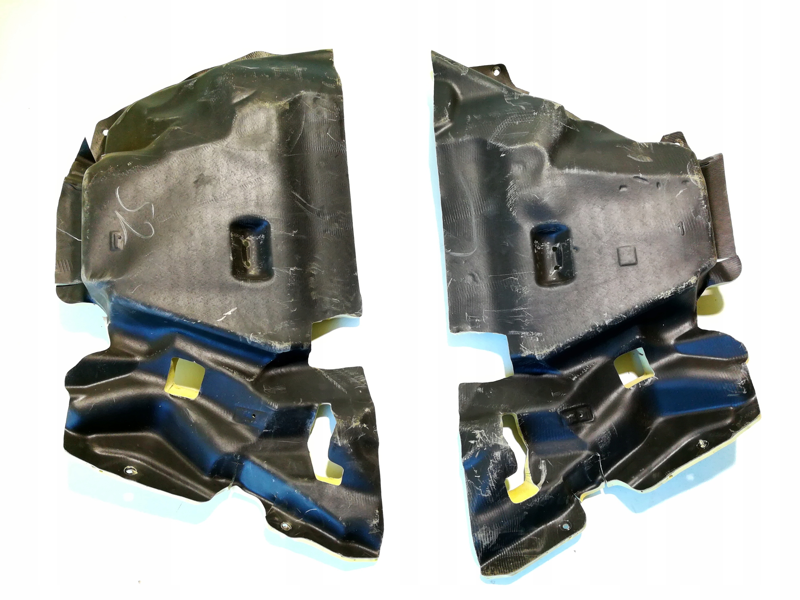 31291004 31291008 - Звукоизоляция коврик правый левый VOLVO V40 II