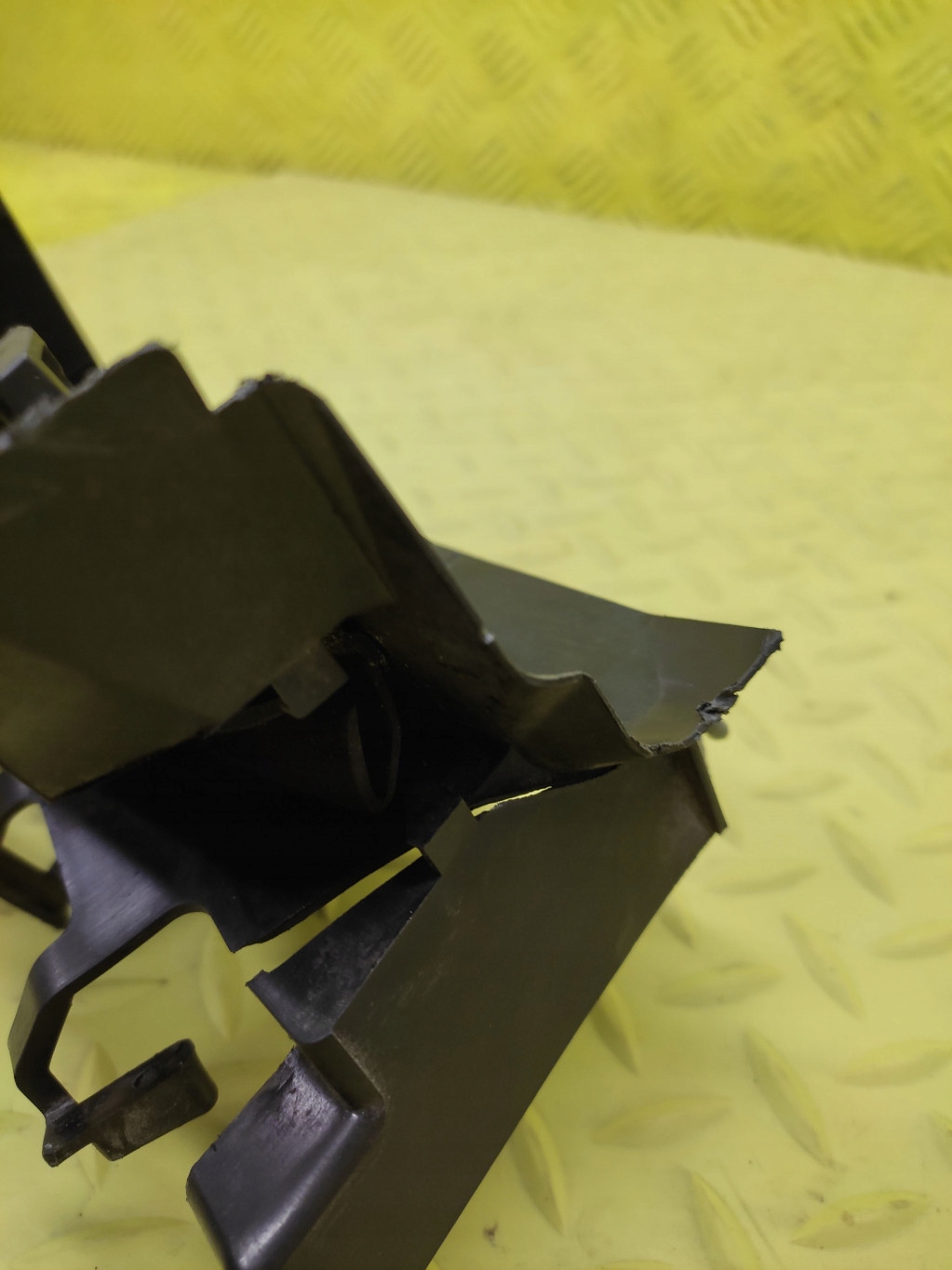 FORD FOCUS MK2 Support montage pare-chocs Gauche Avant