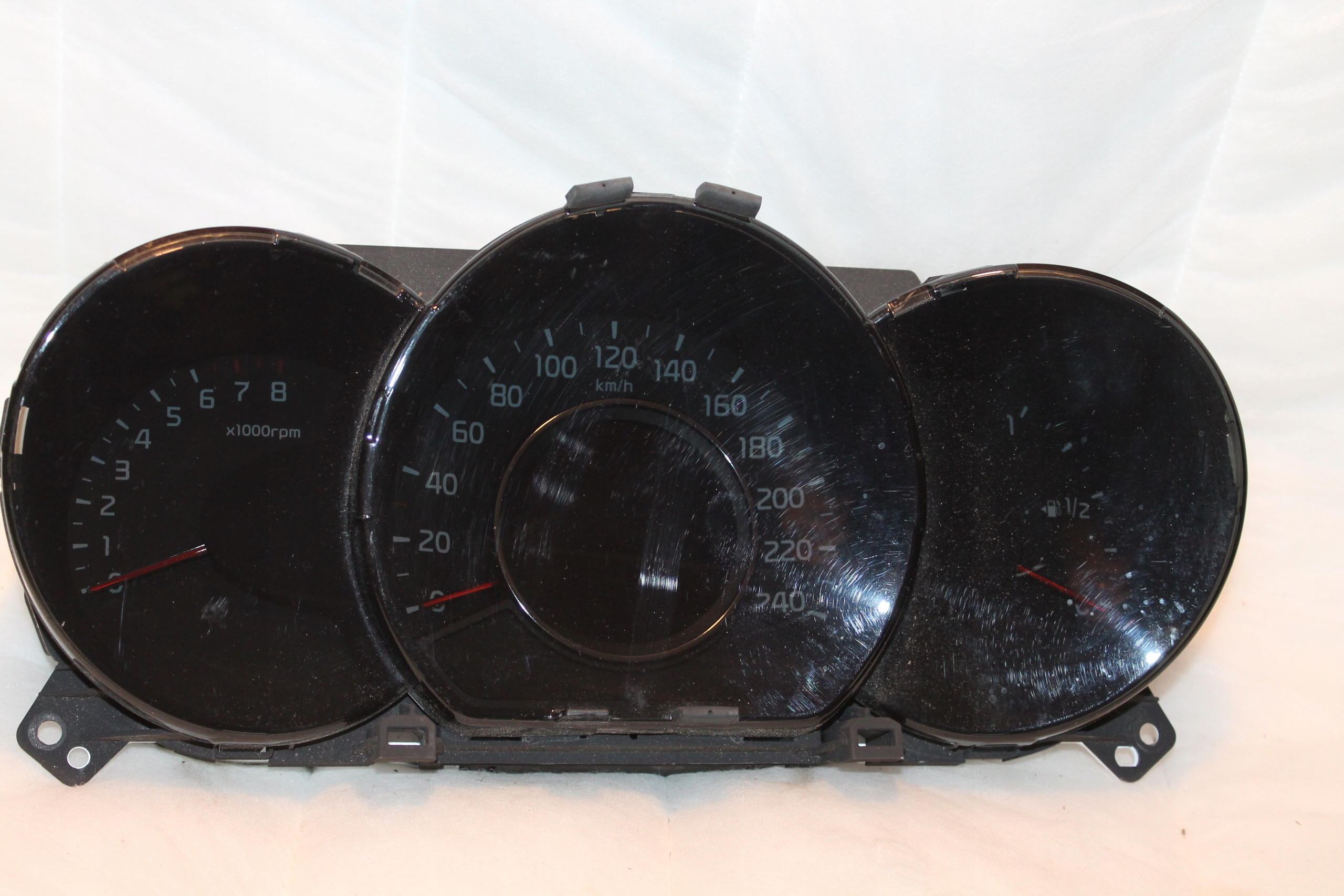 ПАНЕЛЬ ПРИЛАДІВ ГОДИННИК РАЗДАТКА KIA CEED PRO 94003-A2182