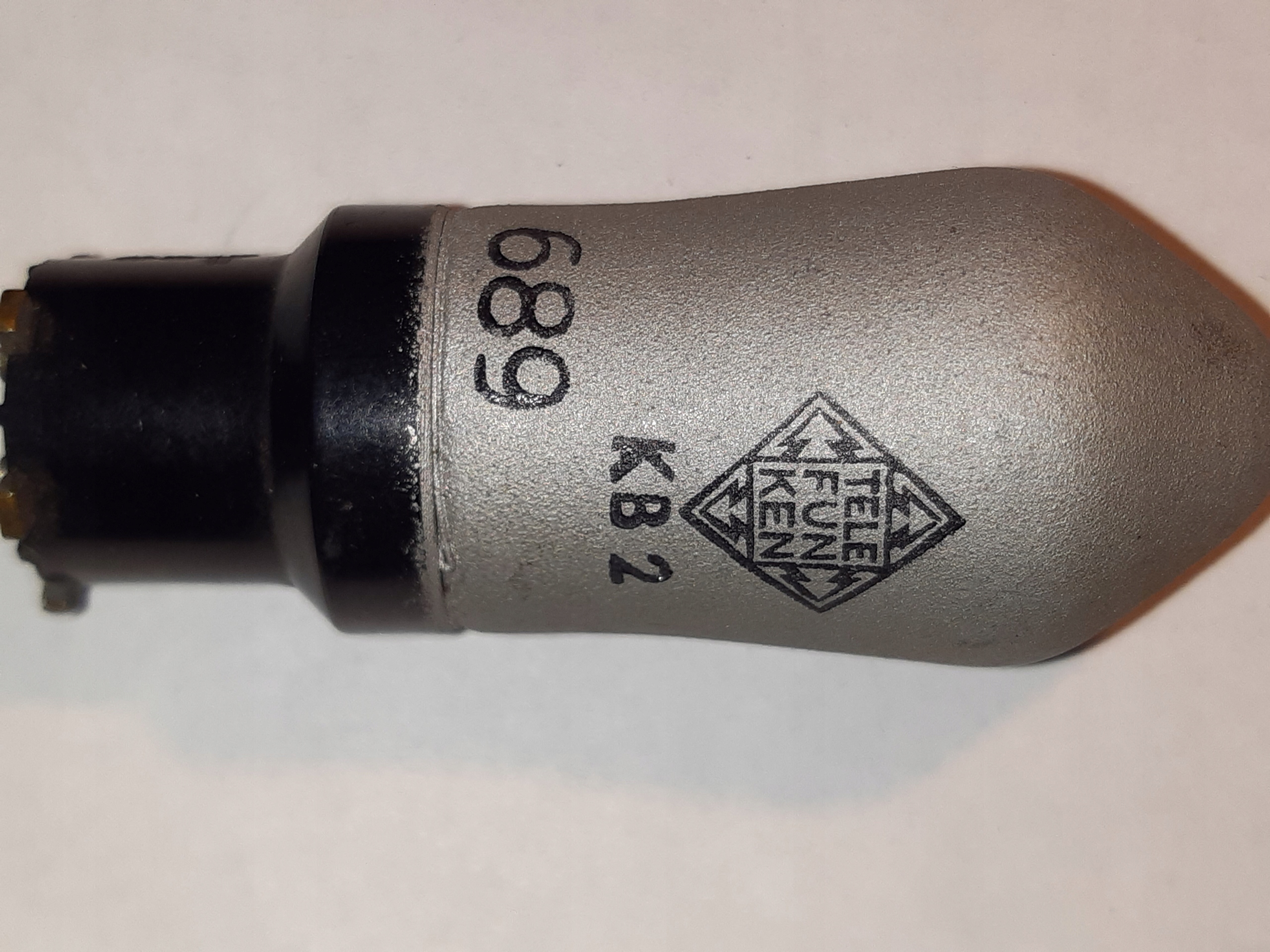 Lampa KB2 Telefunken Double Diode Detector