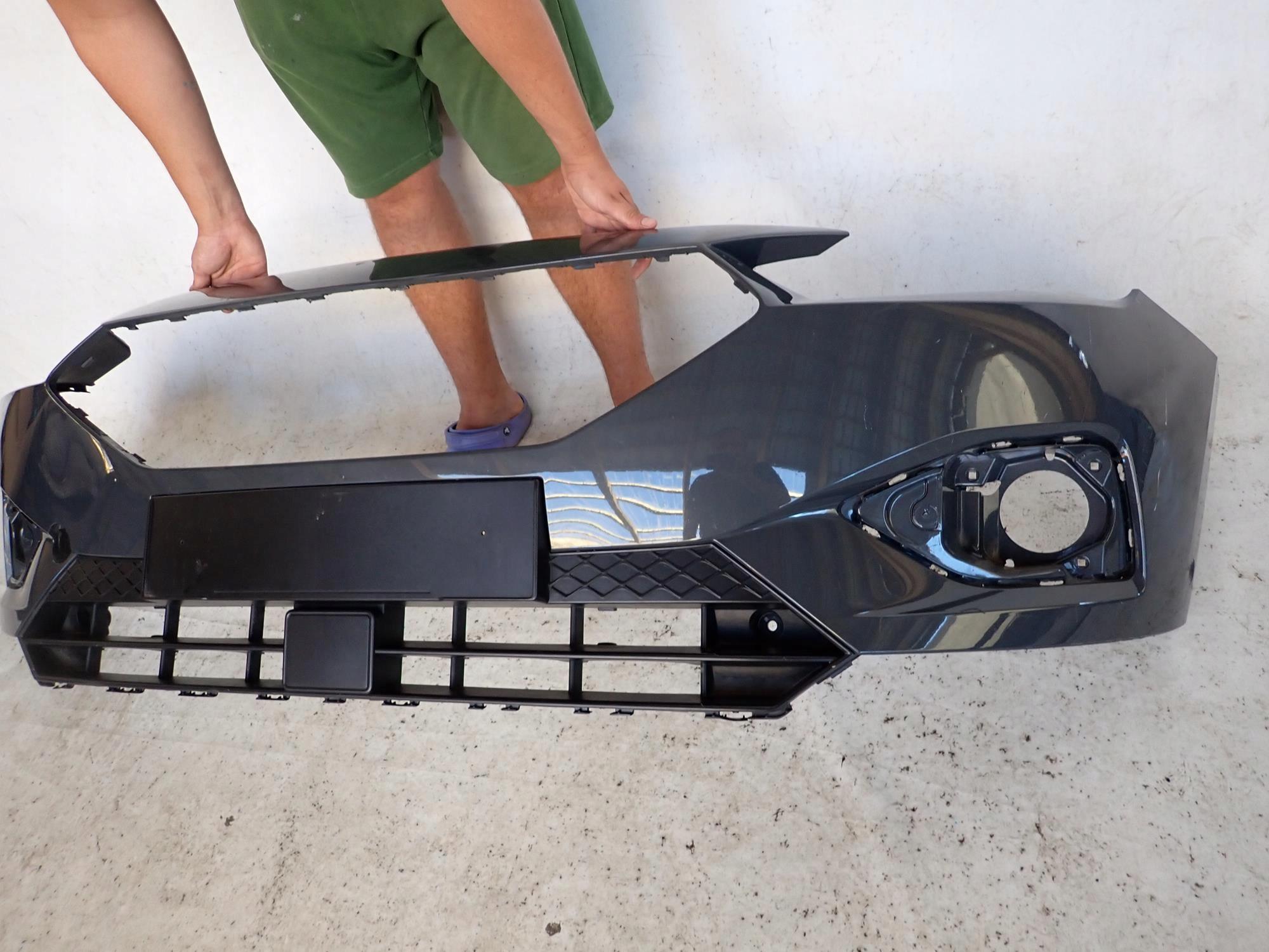 SEAT TARRACO 18-24 bumper front front PDC