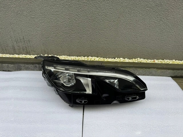 light right Peugeot 3008 5008 II Full LED