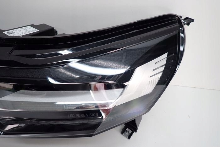 RENAULT CAPTUR II LED PURE VISION LIFT 24- reflektor left light 260604753R