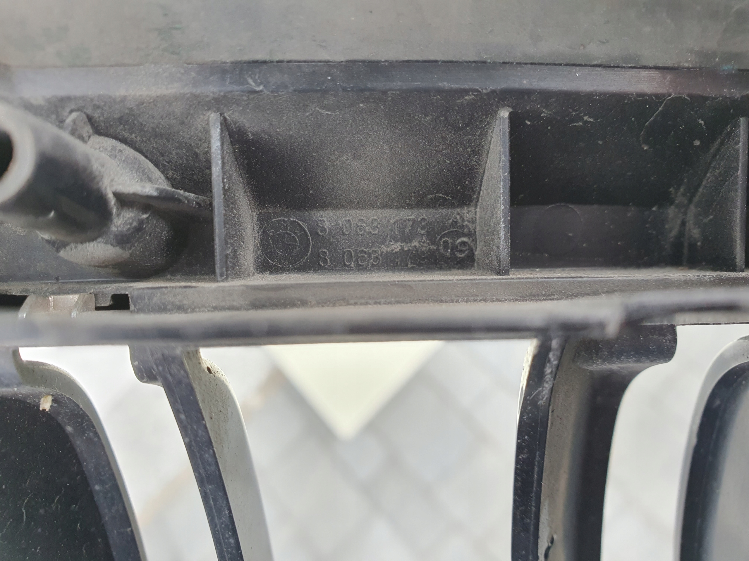 BMW 5 F90 Kühlergrill FRONTGRILL Kühlergitter 8063173 - Thumbnail 6