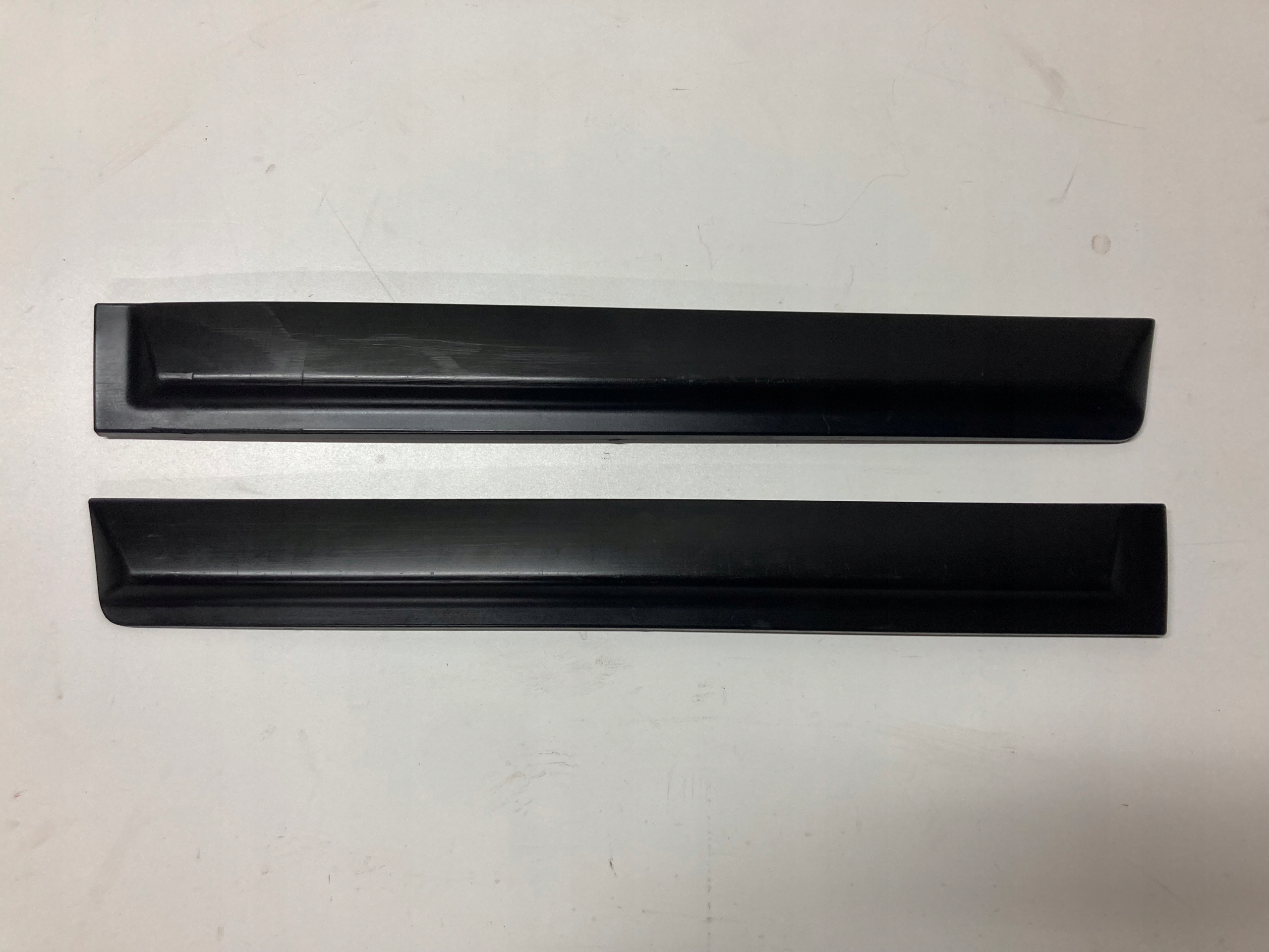 9646793377 9646793477 - Молдинг двери задний левый правый Citroen C4 04-08r.