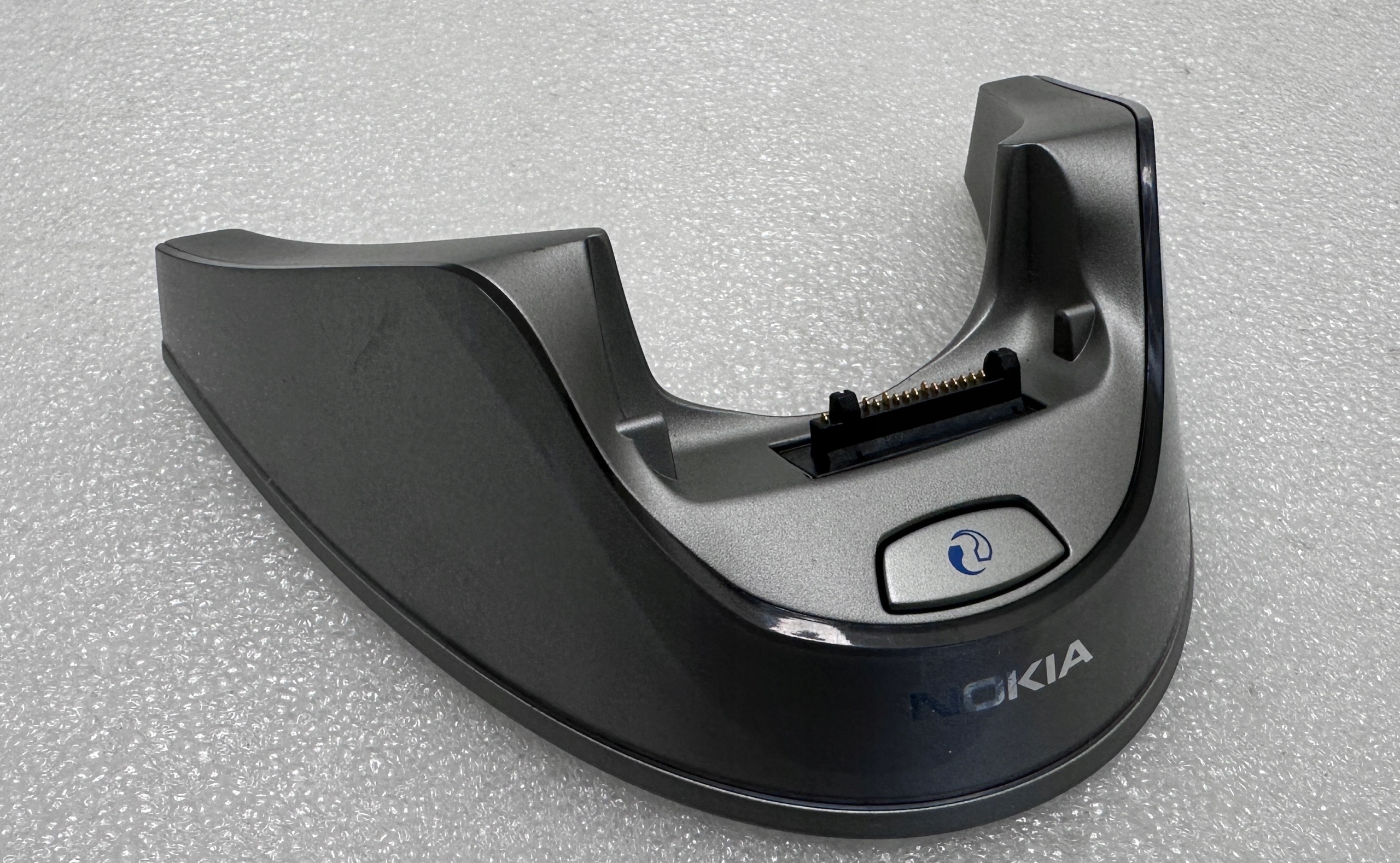 Stacja dokująca ładowarka biurkowa Nokia DT-5 Srebrna (A)