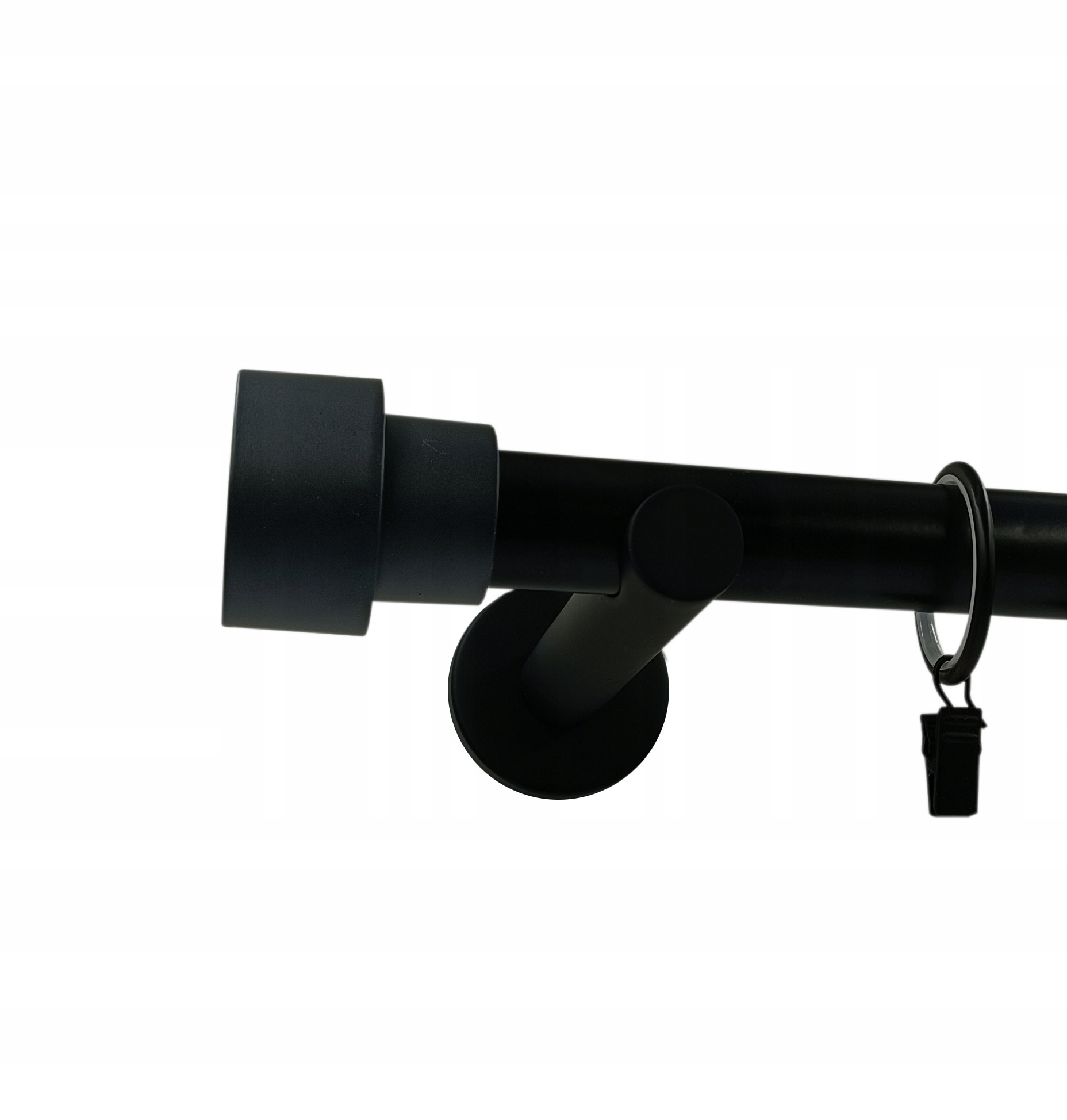 Garnýž Černý Mat fi25mm Moderní 320cm Razítko