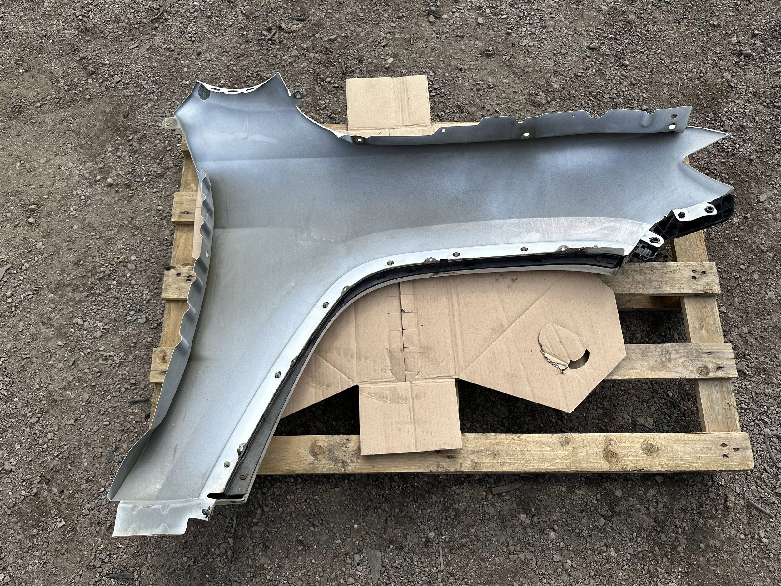 fender front front left Jeep Grand Cherokee SRT 2014+