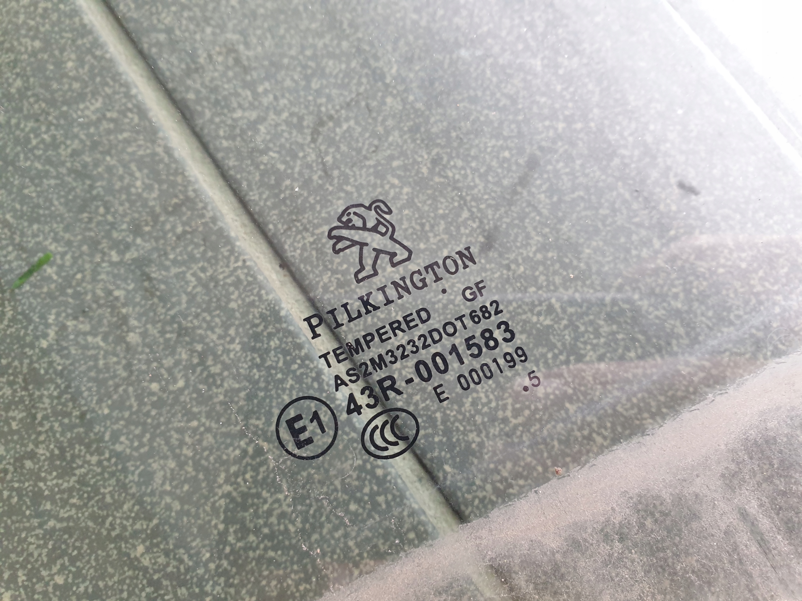 window DO door PEUGEOT 208 2013- , Z 2015 ROKU 5D