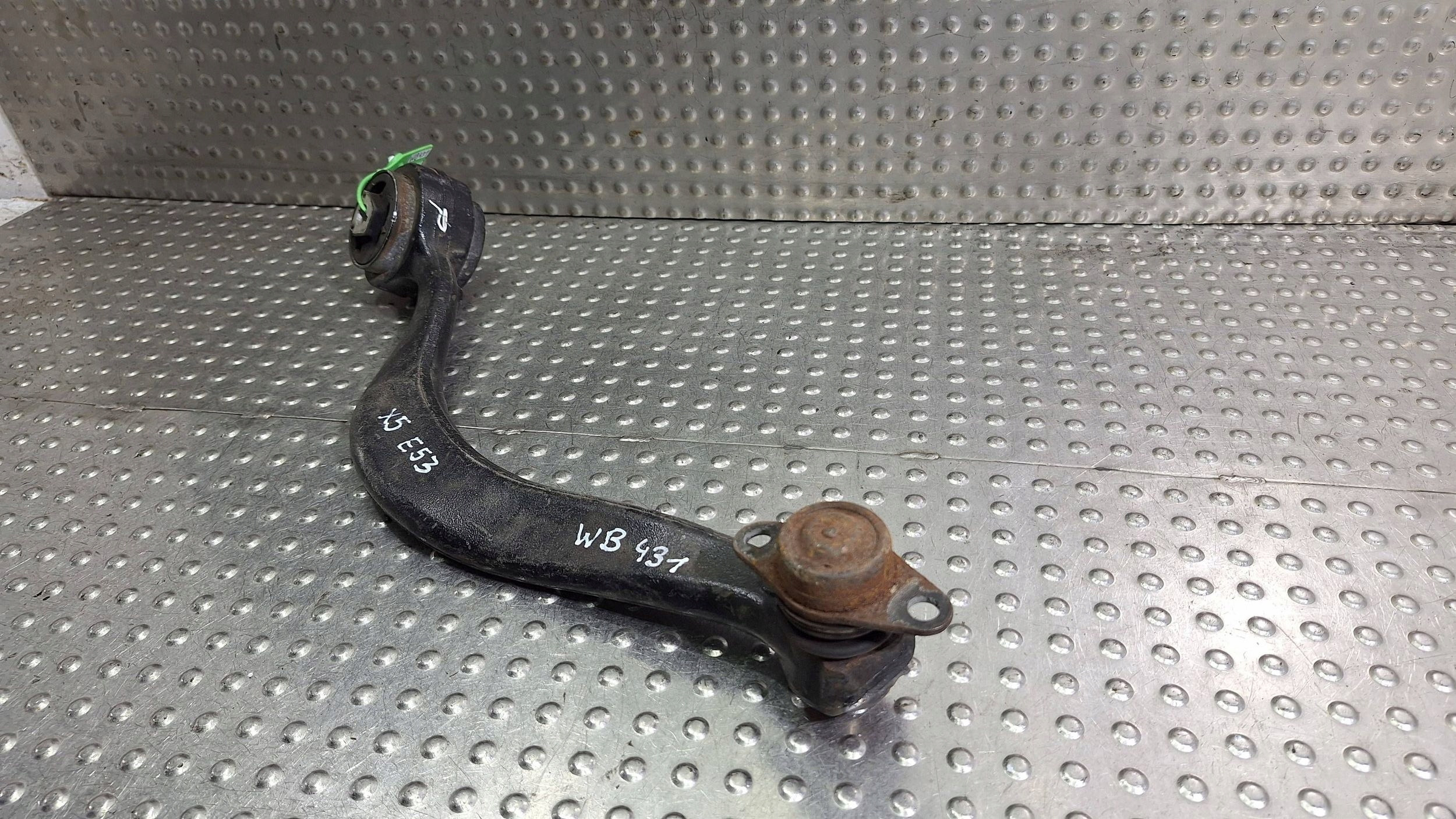 arm right front upper BANAN 6769718 BMW X5 E53