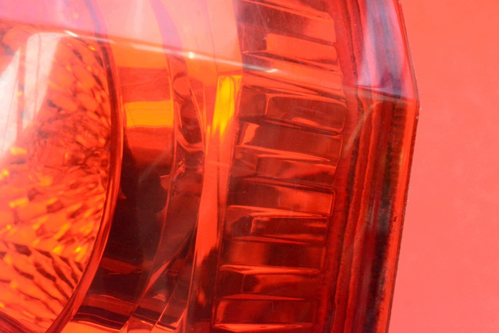 light right rear part rear 92402-2E0 HYUNDAI TUCSON 1 and 04-10