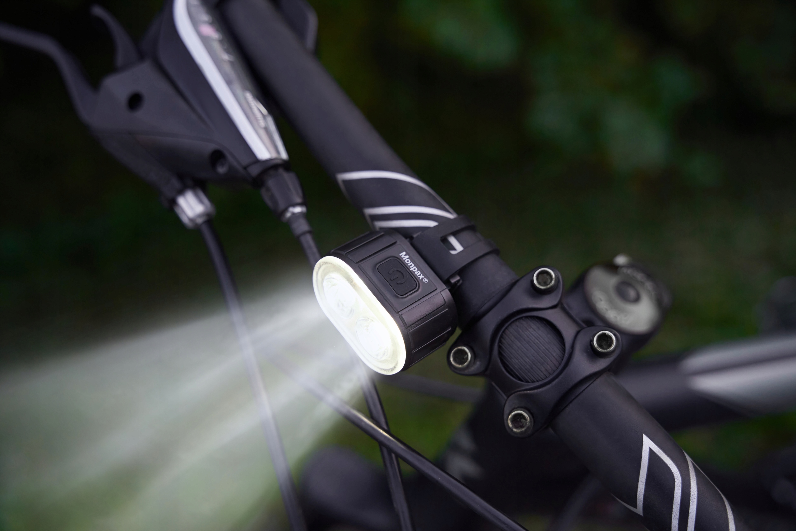 LAMPKA ROWEROWA PRZÓD TYŁ NA KIEROWNICĘ MOCNA LED USB ŚWIATŁO AKUMULATOR Źródło światła dioda LED