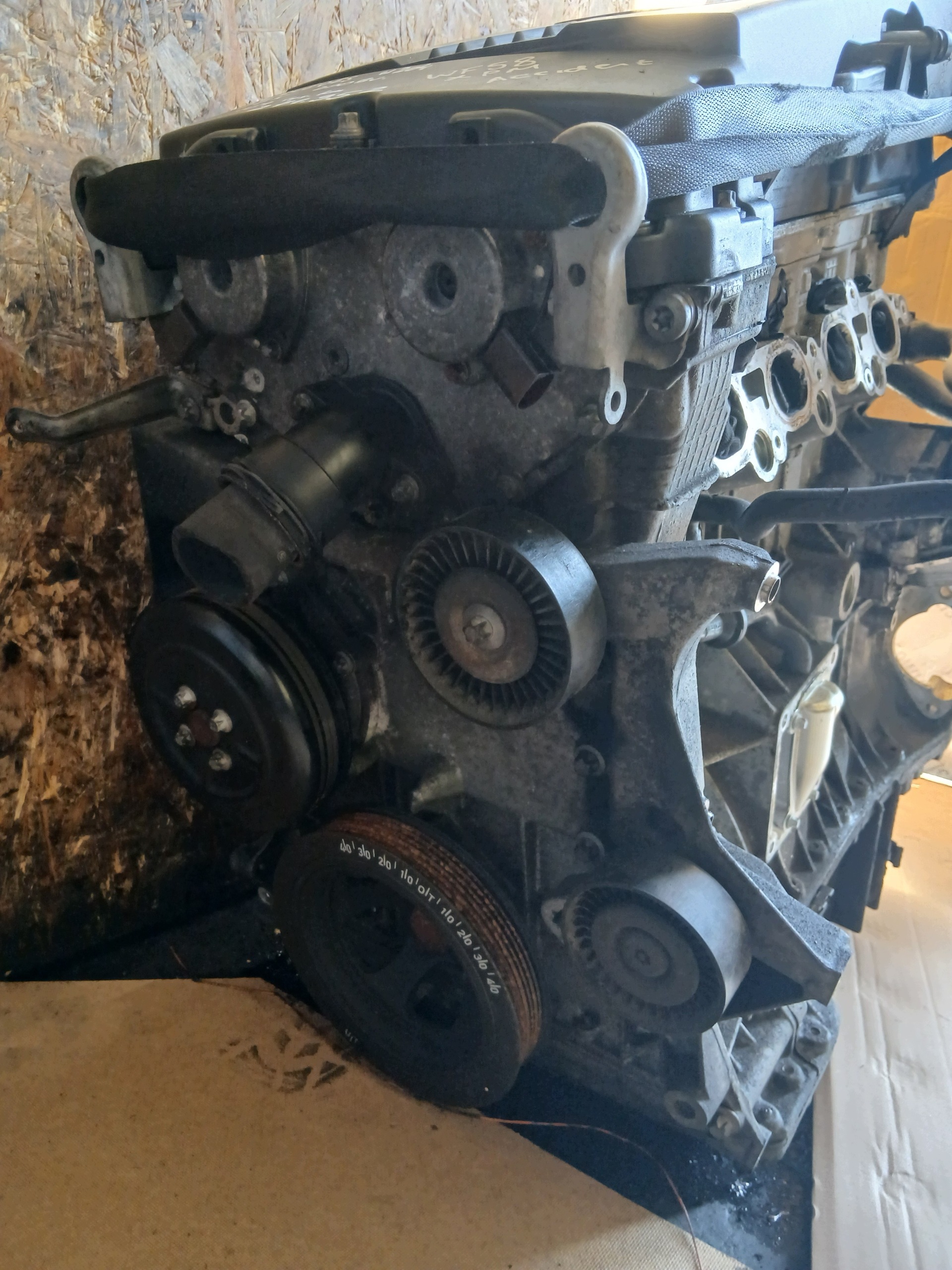 MERCEDES C W204 1.8K compressor; 2008 271.952 271952 engine 124 TYS KM