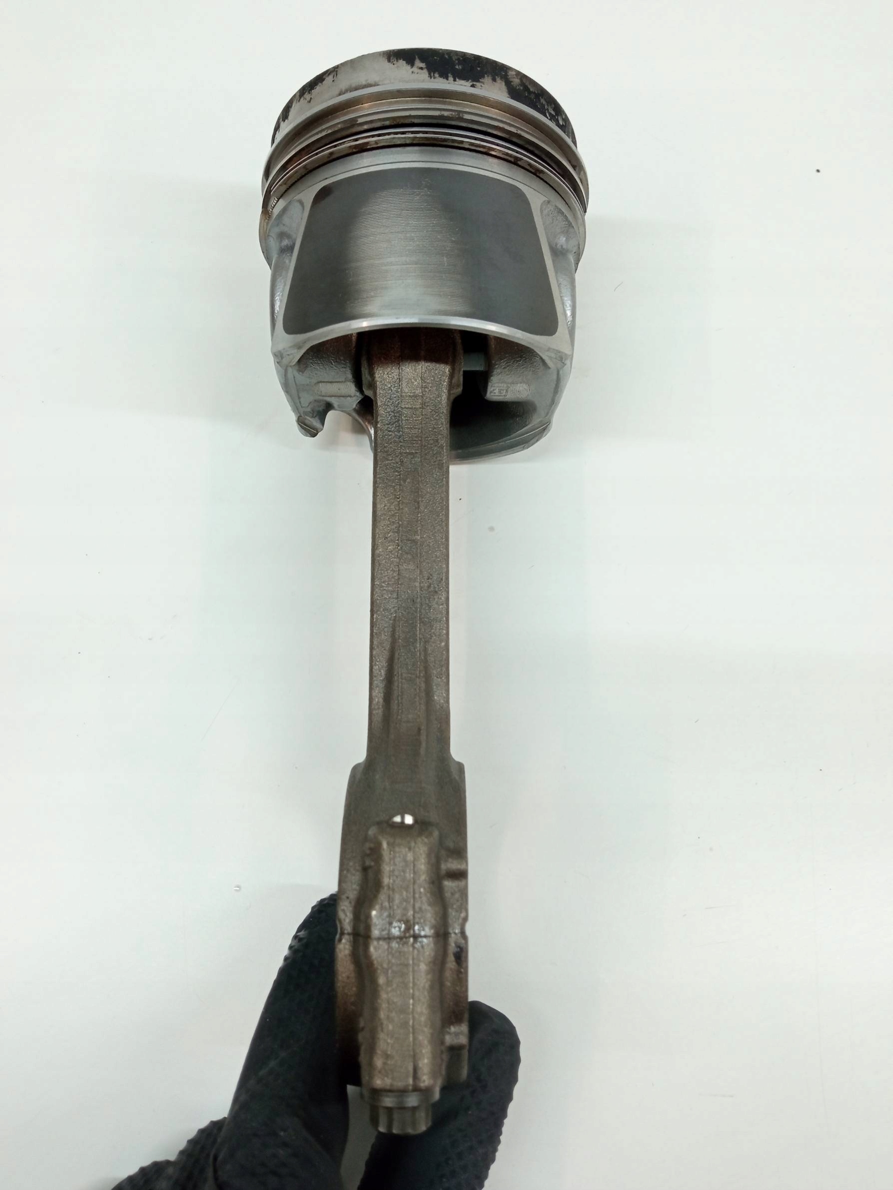 piston 0811W 2.0 TDI VW Volkswagen Caddy III (2003- )