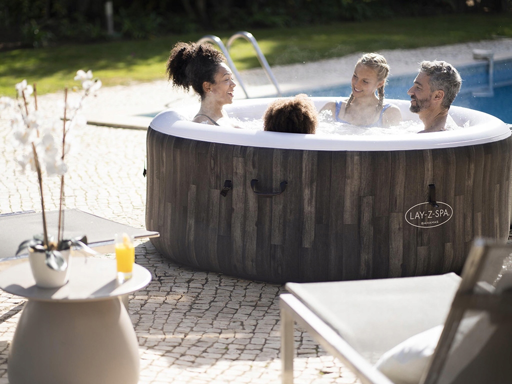 BESTWAY JACUZZI LAY-Z SPA BAHAMAS 4 OS HYDROMASAZ Producent Bestway