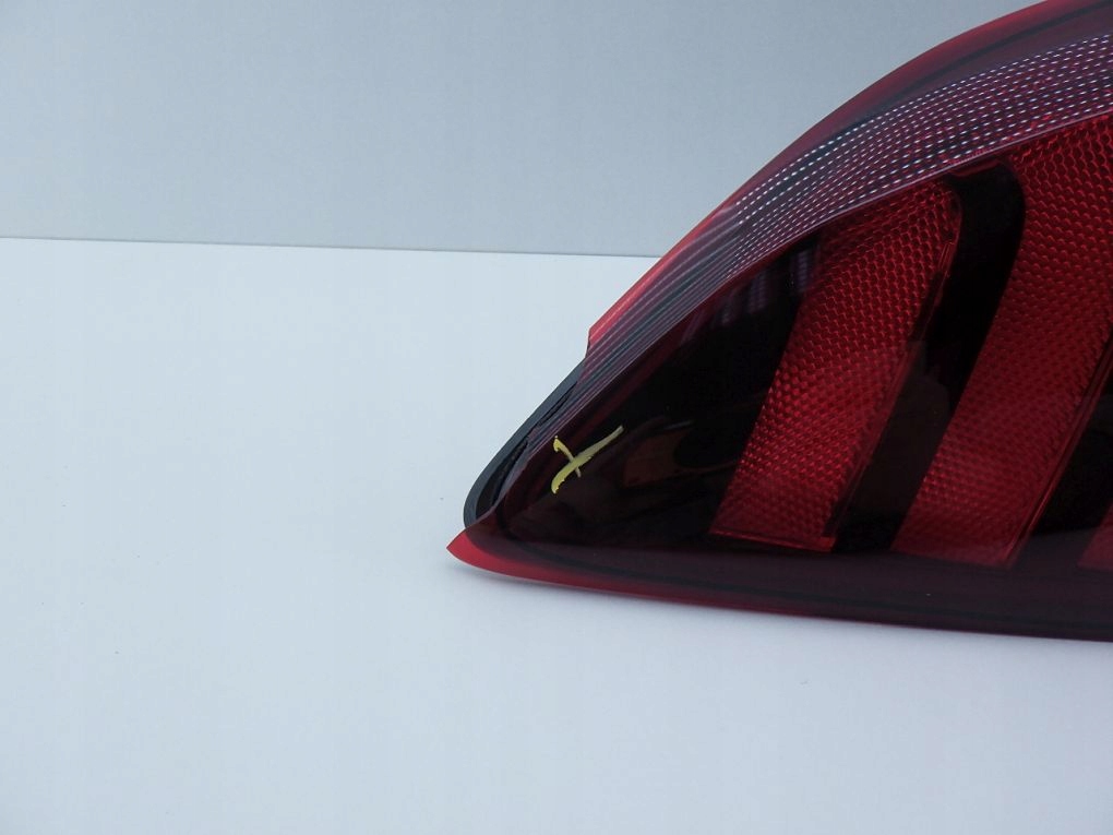 HYUNDAI TUCSON III LIFT 18- light rear left rear part