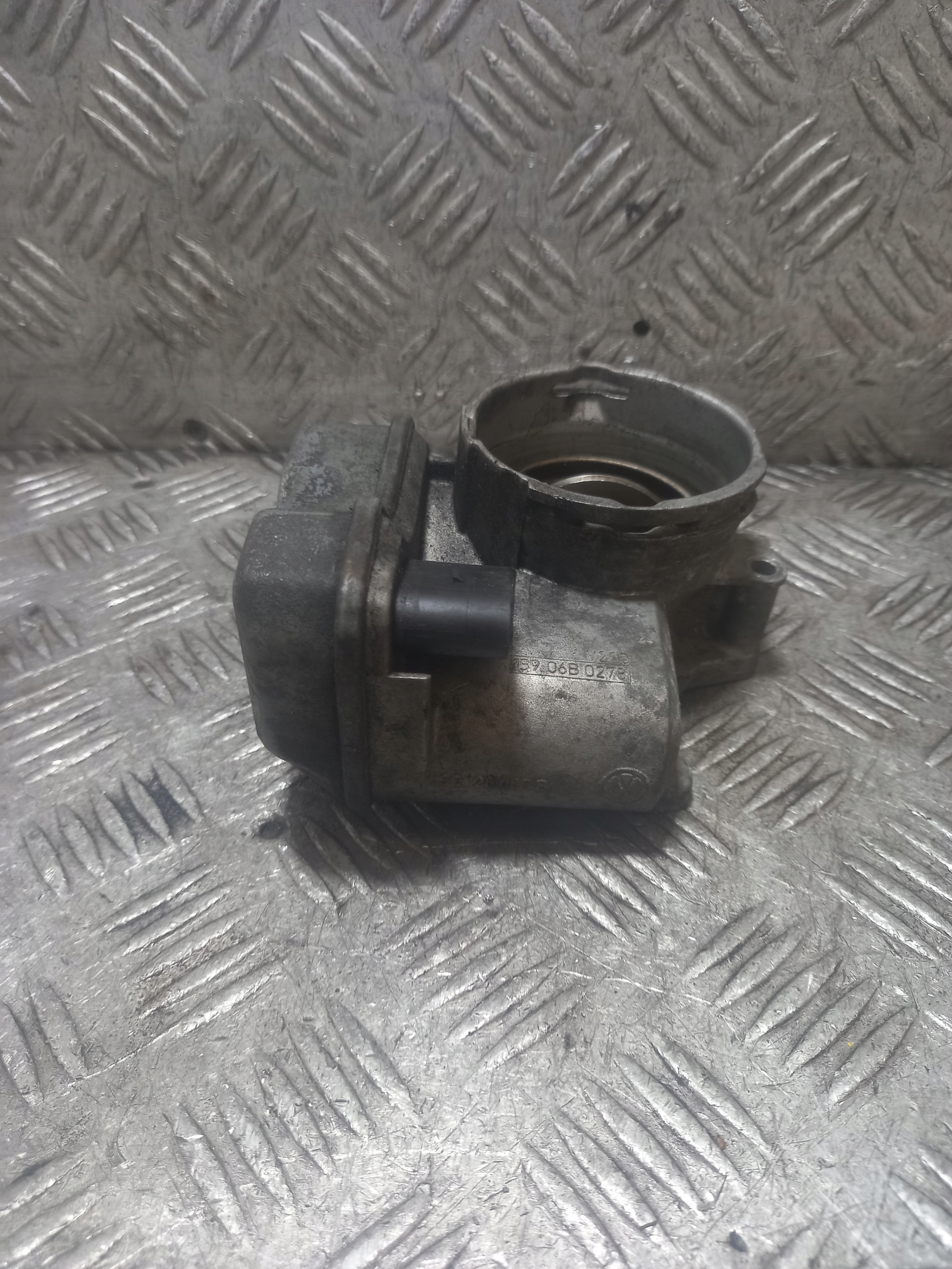 Valvola a farfalla VOLKSWAGEN PASSAT B6 03G128063B
