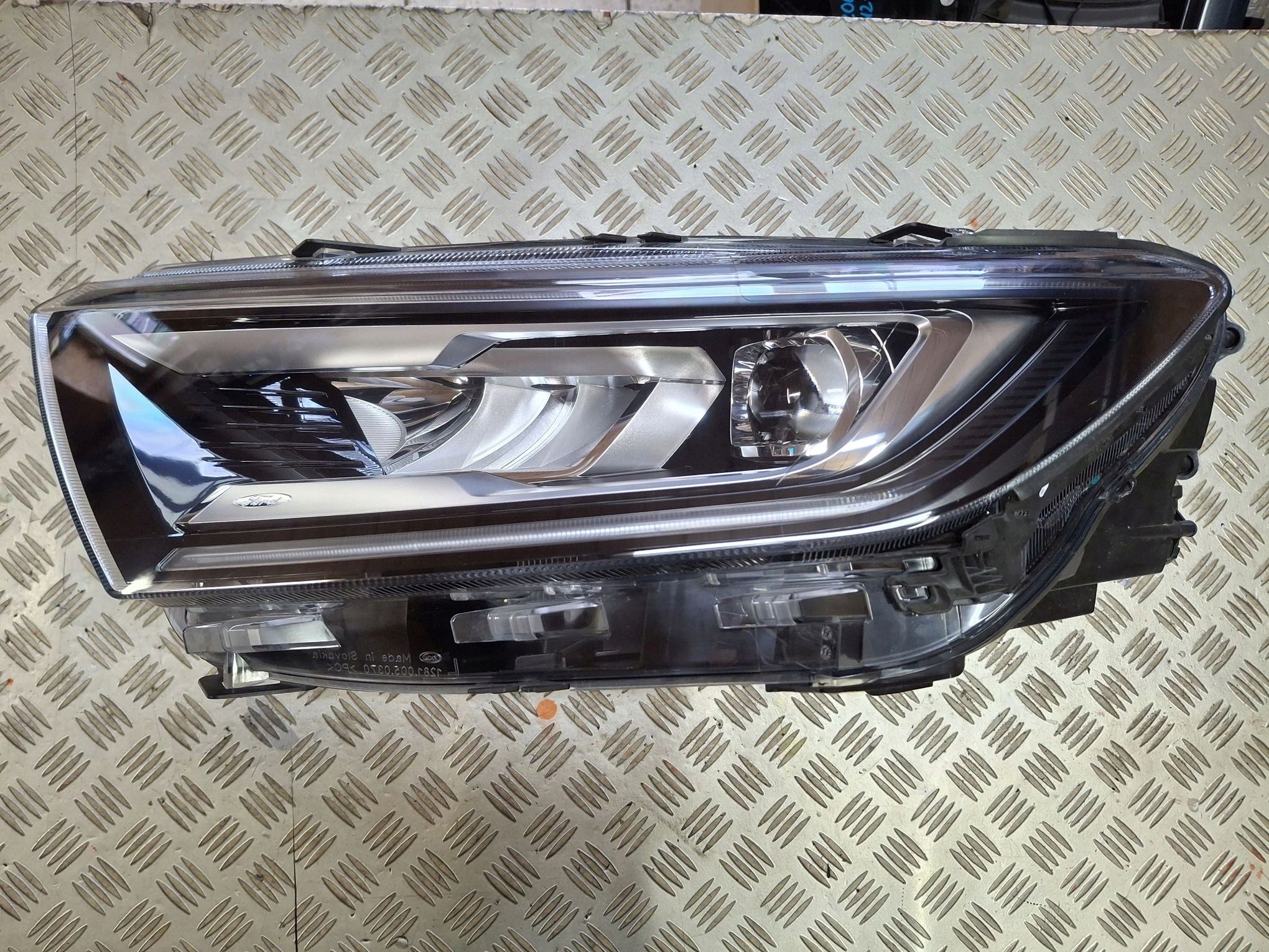 light left front FULL LED FORD CONNECT III MK3 2022R->