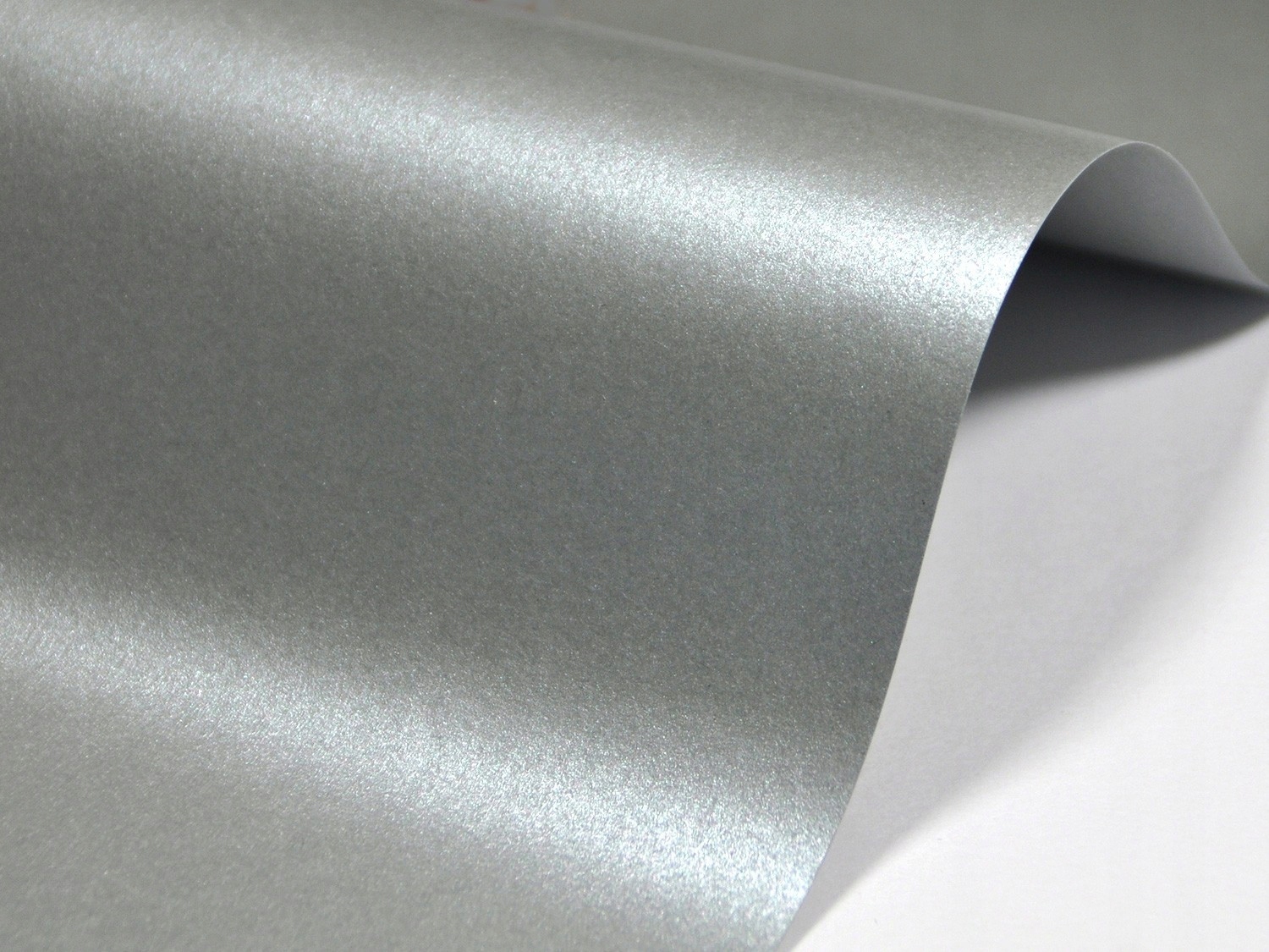 

Papier metalizowany Majestic Moonlight Silver 250g