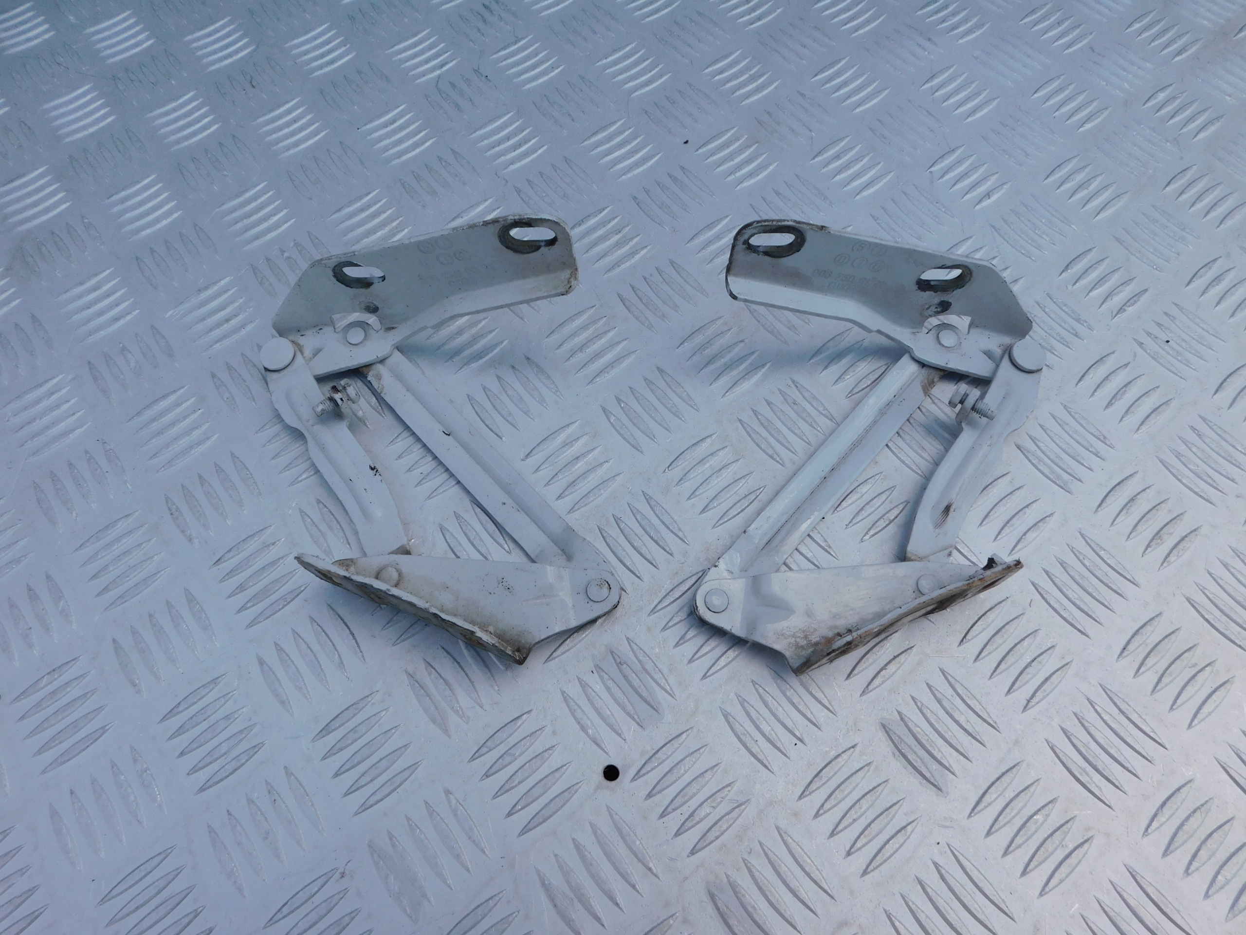 Mercedes Sprinter Cerniere cofano 06 -18 r komplet EUROPA