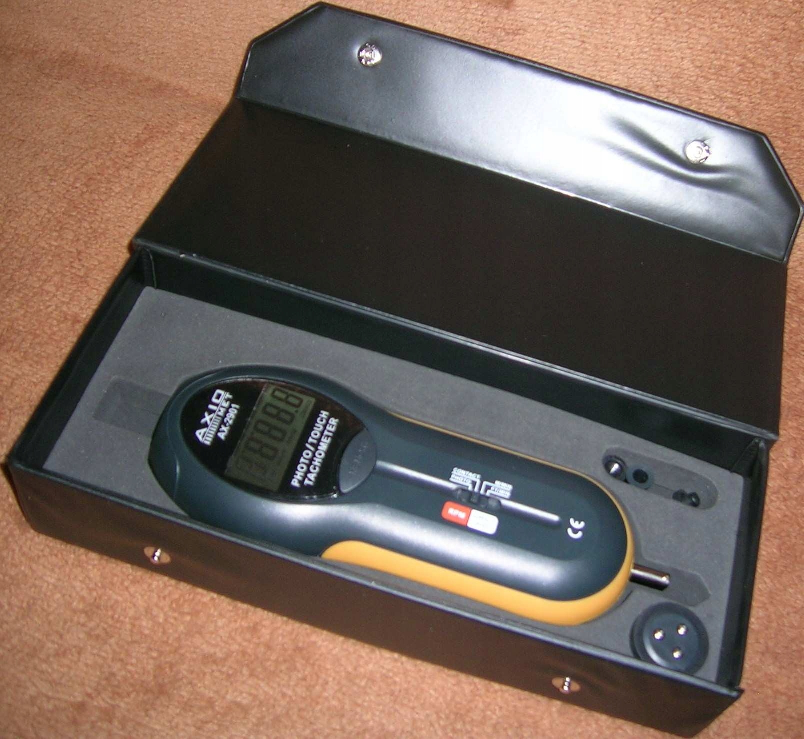 Tachometr optyczno mechaniczny Model AX-2901