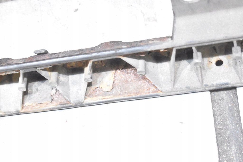 support panel for radiators pillar HYUNDAI TUCSON 1 and 2.0 CRDI 112 KM 04-10