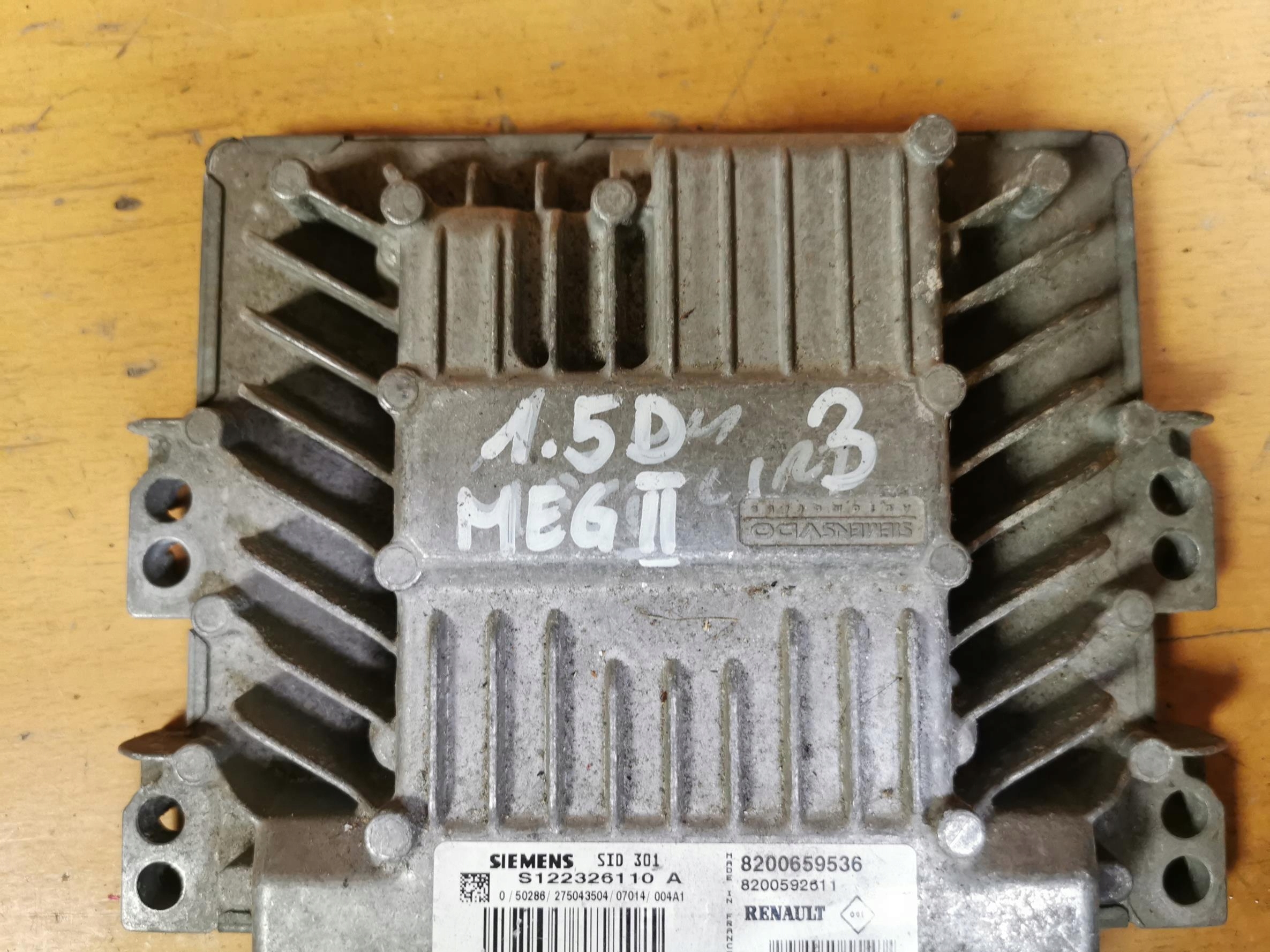 control unit computer of the engine RENAULT MEGANE II 1.5 DCI 106KM 8200659536