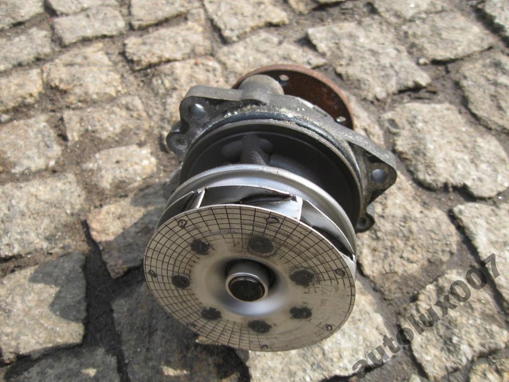 water pump BMW E36 E39 320 323 325 328 520 523 528