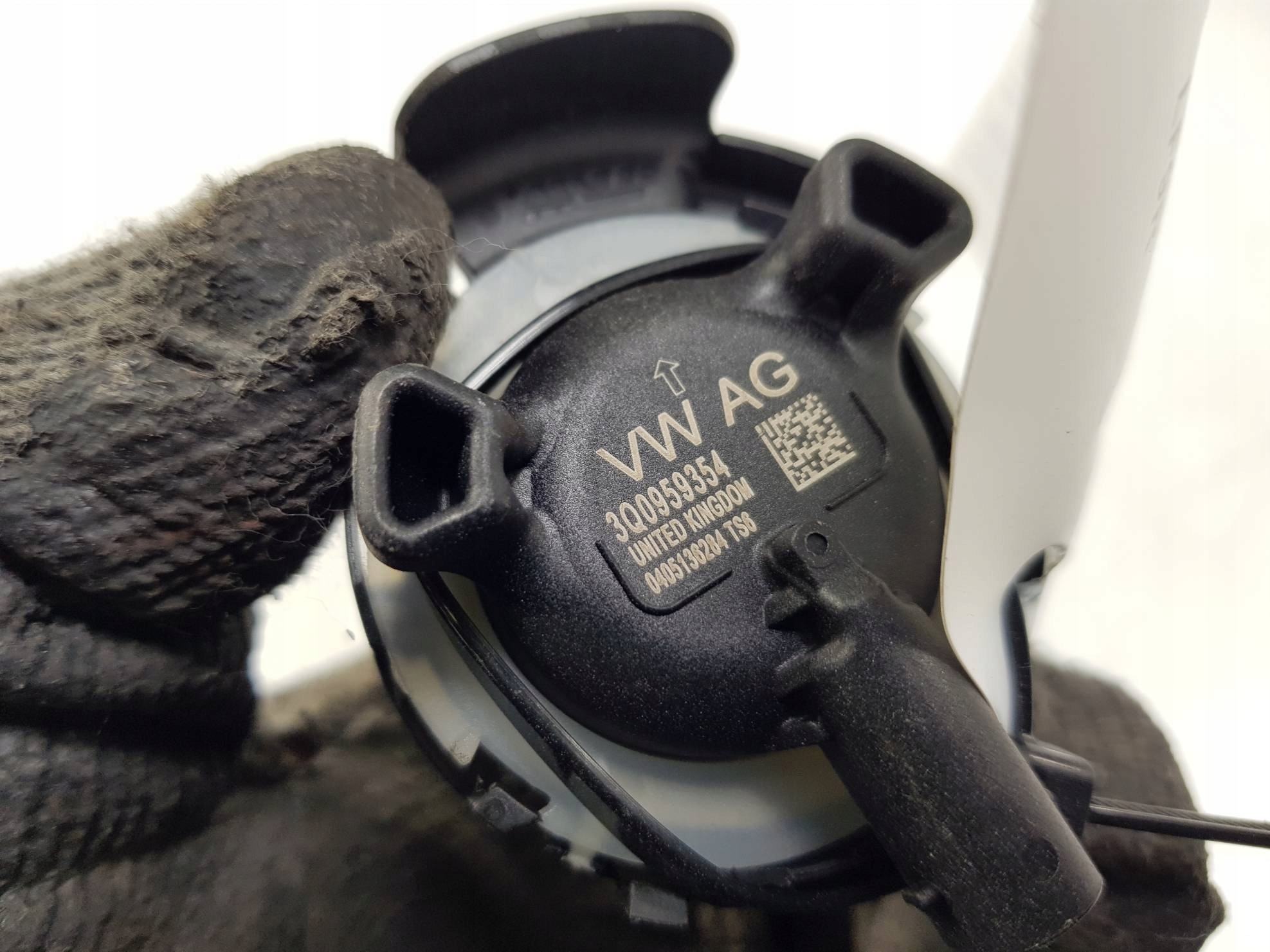 impact sensor 3Q0959354 SKODA OCTAVIA III