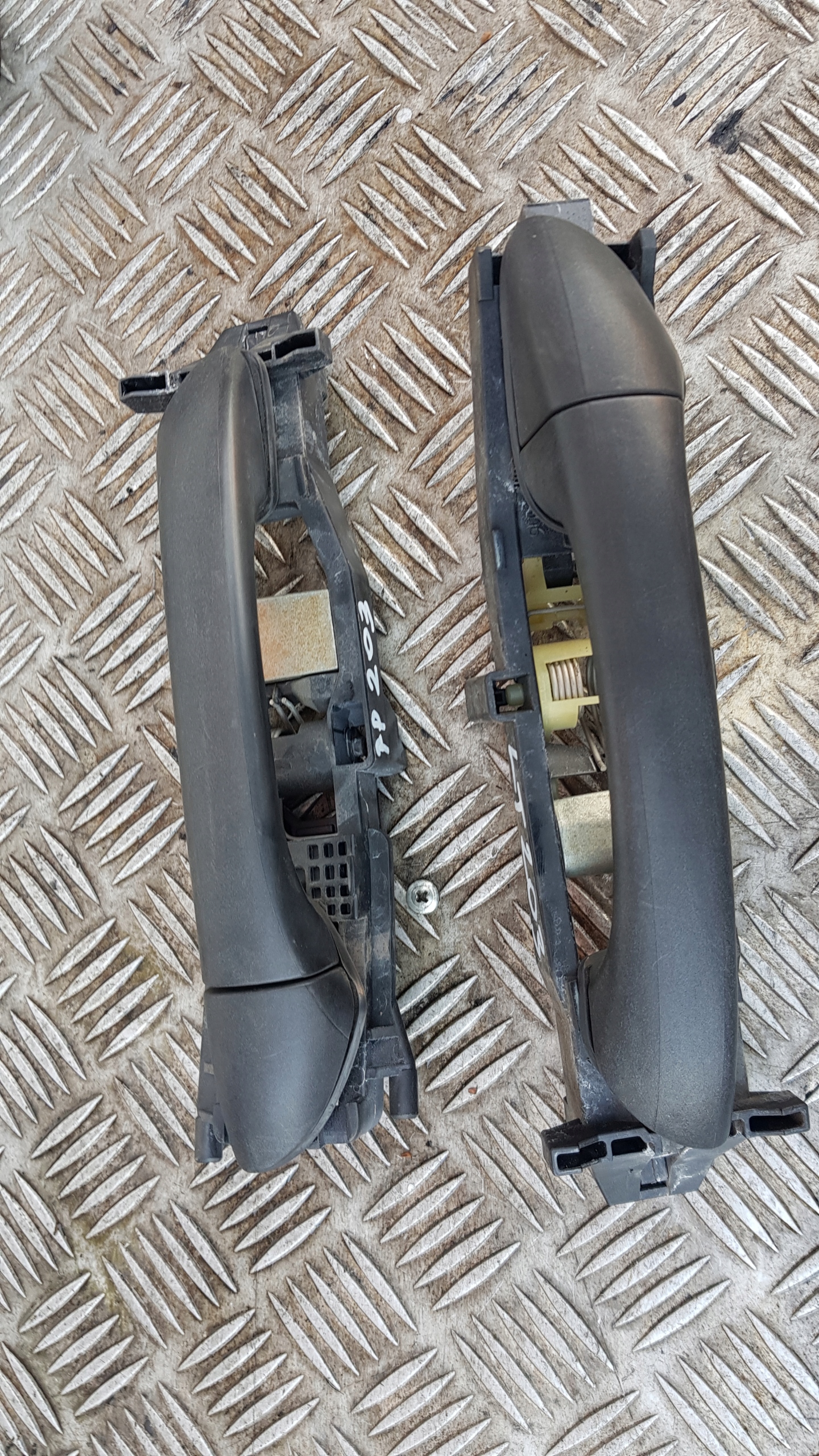 MERCEDES W203 handle exterior right rear part front