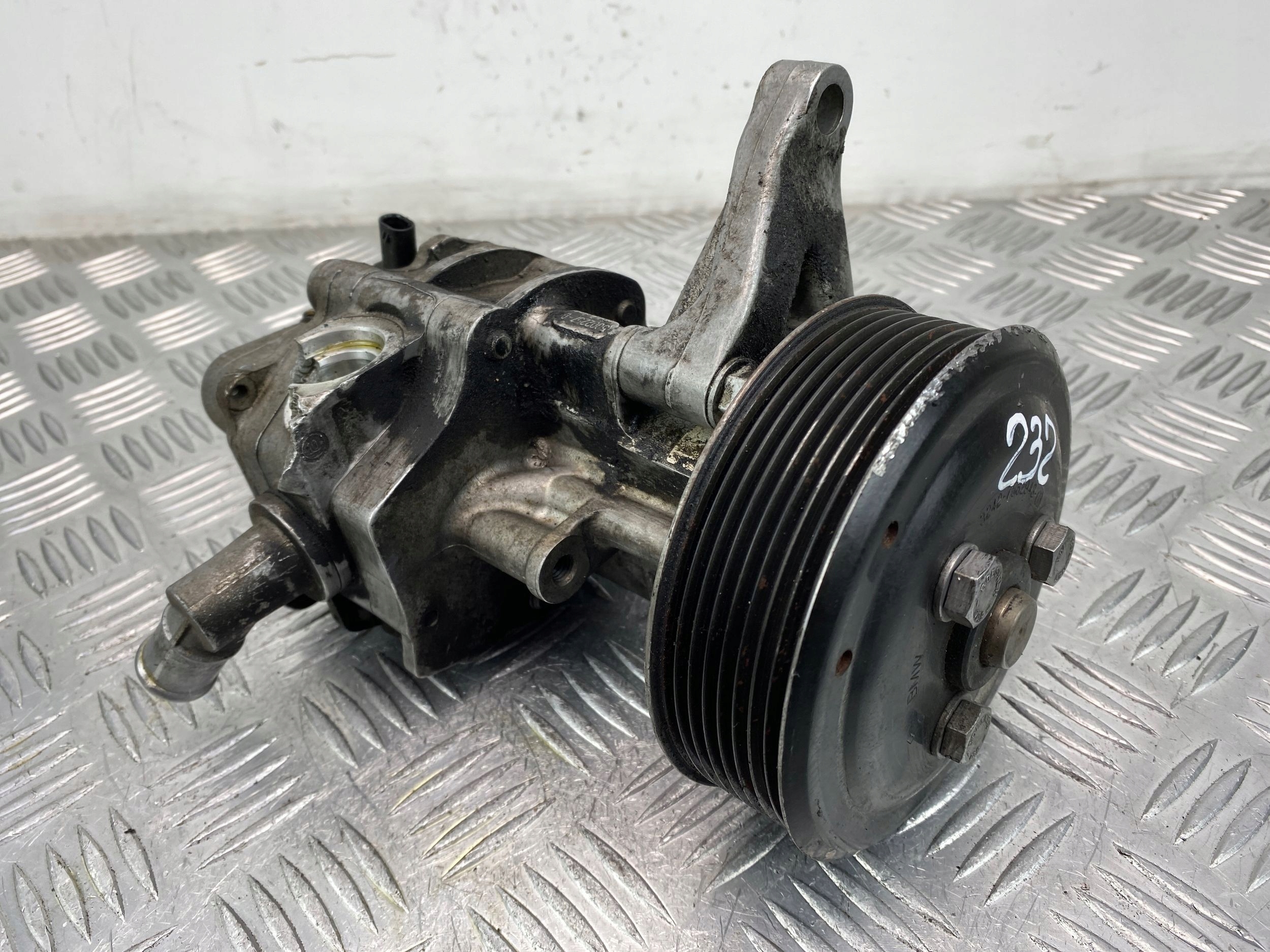 BMW 3.0B N54B Pompa servosterzo 679435001