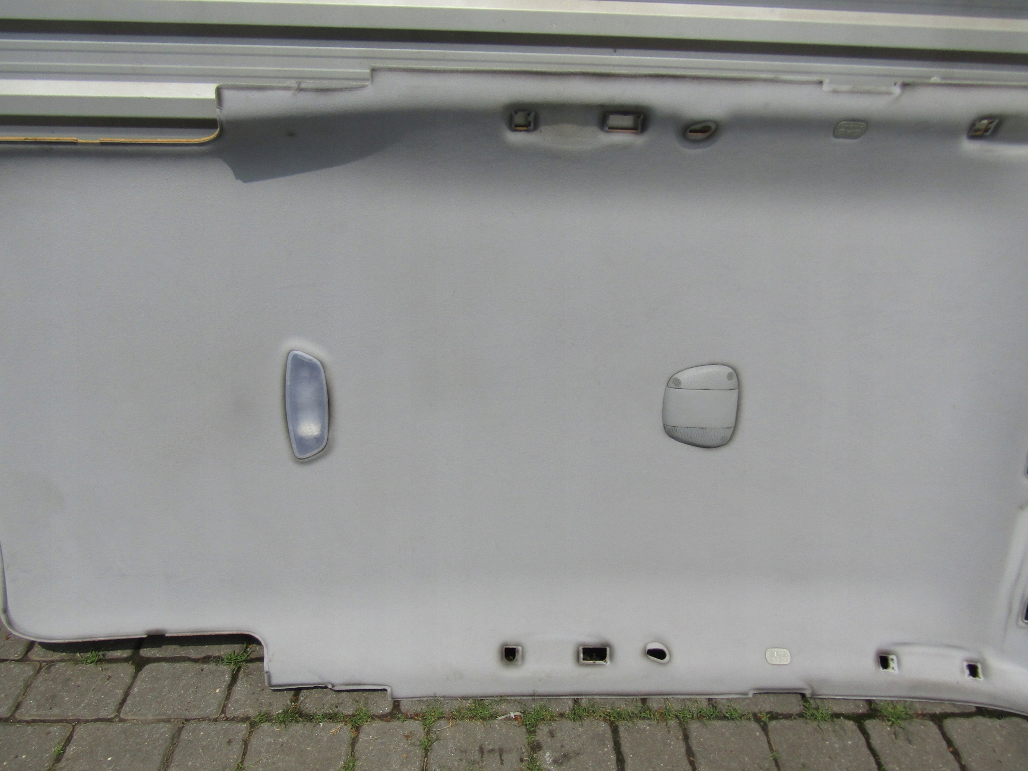 3 MERCEDES W210 LIFT KOMBI PODSUFITKA SZARA 99-02 Producent części Mercedes-Benz OE