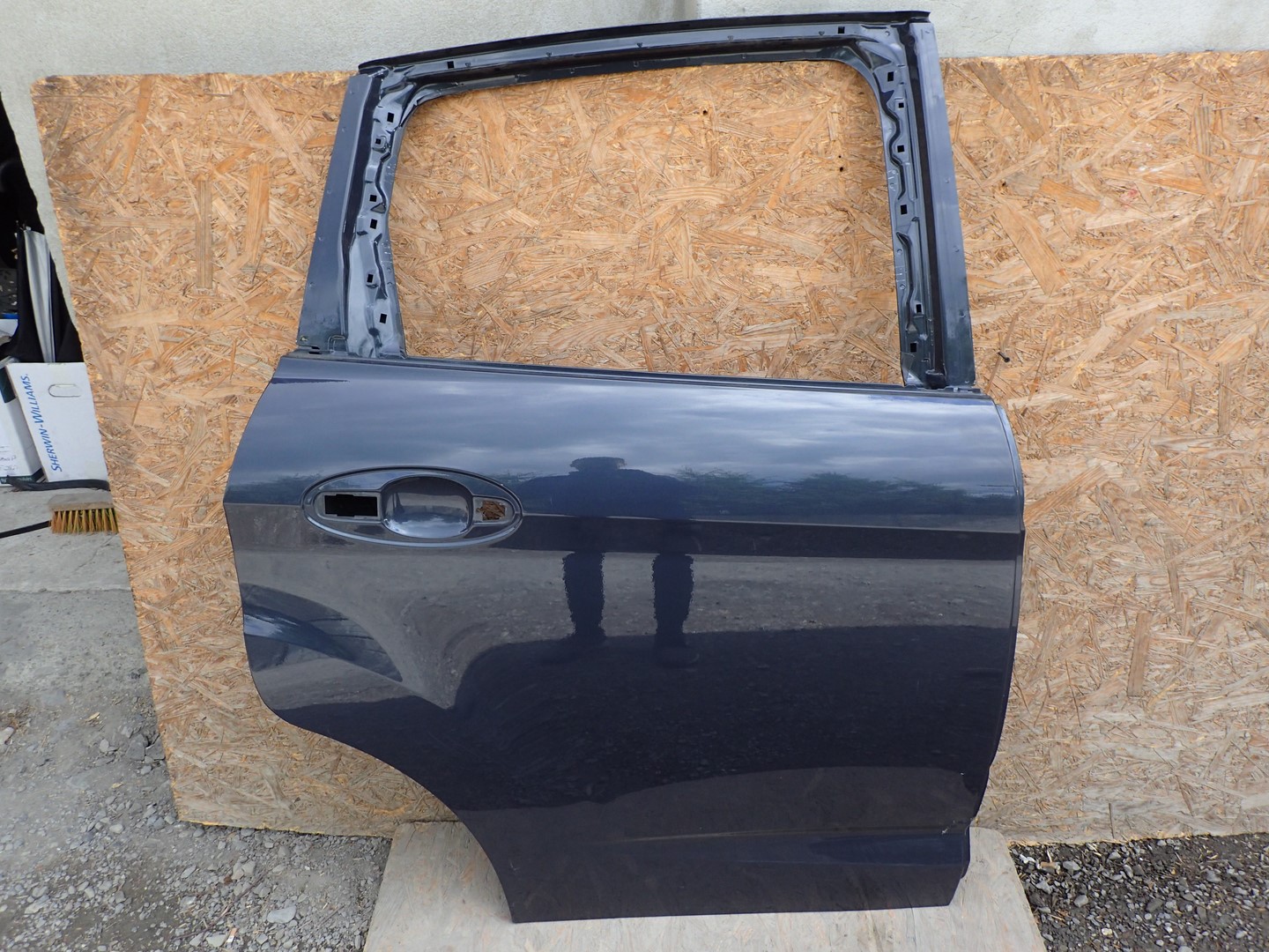 door right rear. right rear part FORD C MAX II MK2 10