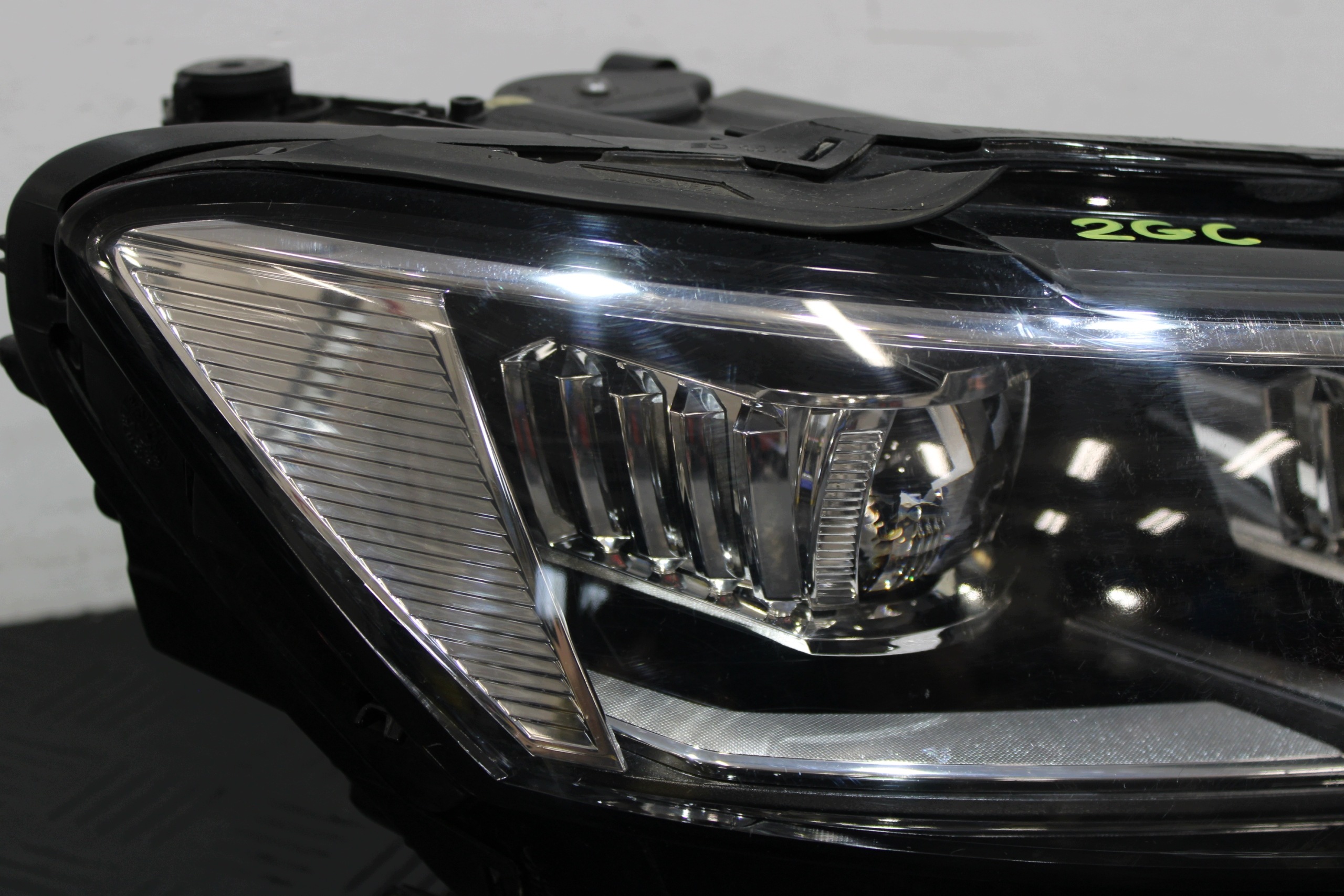 light right front right front 2GA941036H VW T-ROC CABRIO 2GA 2GC